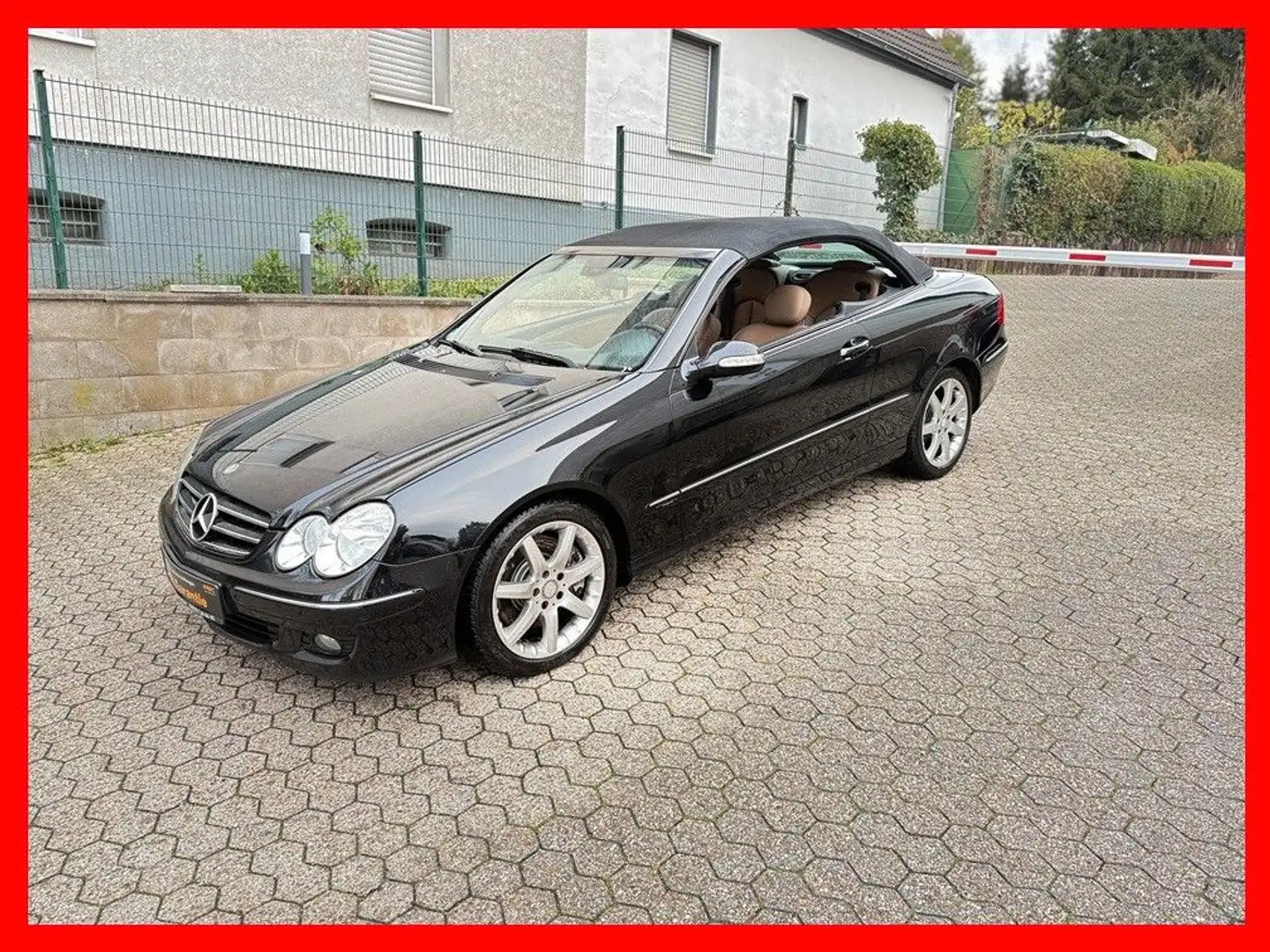 Mercedes-Benz CLK 200 CLK Cabrio CLK 200 Kompressor   LPG 80L Schwarz - 1