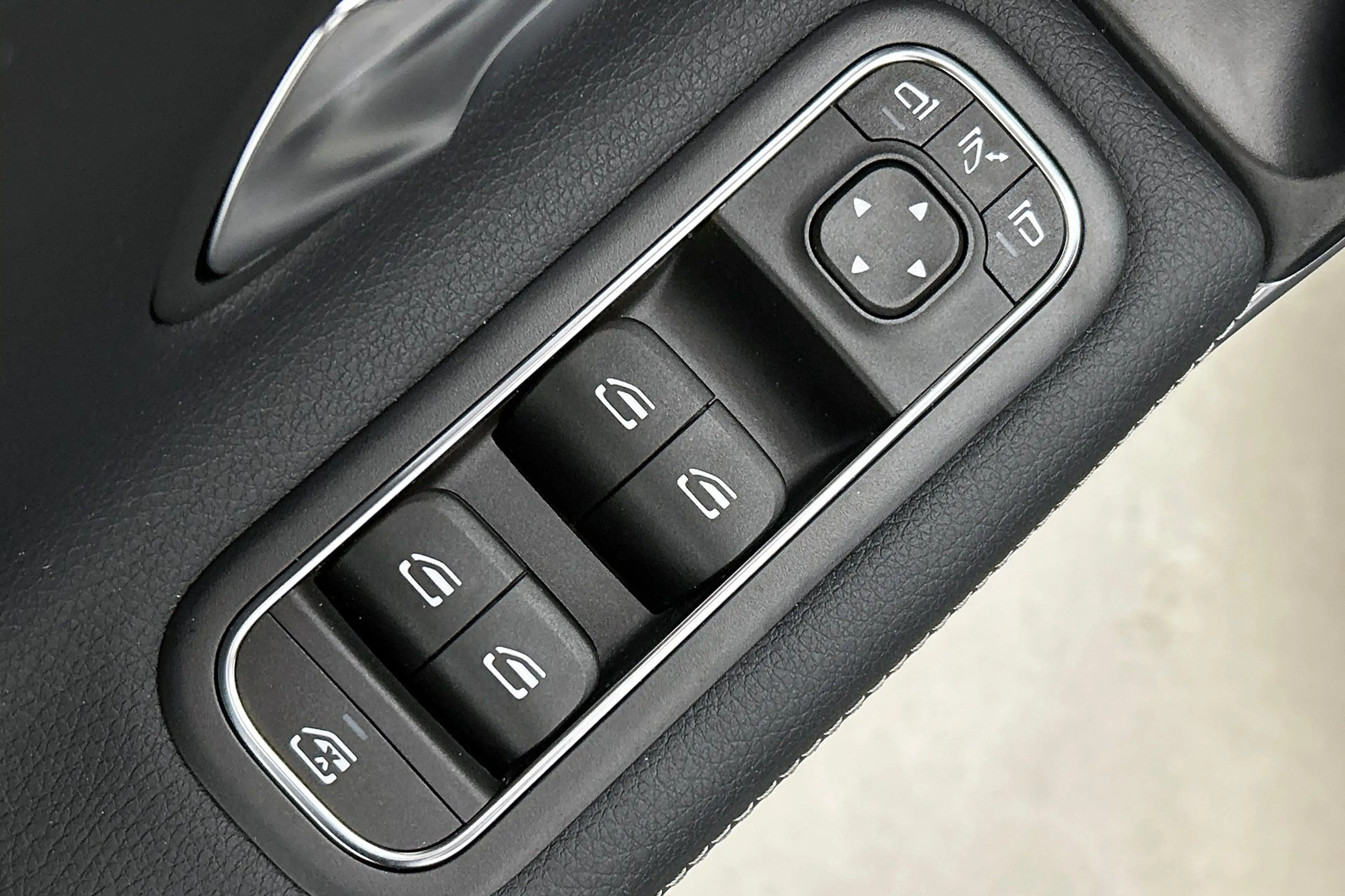 Mercedes-Benz CLA 180 Shooting Brake Business Solution 18", stuur- en st — photo 29