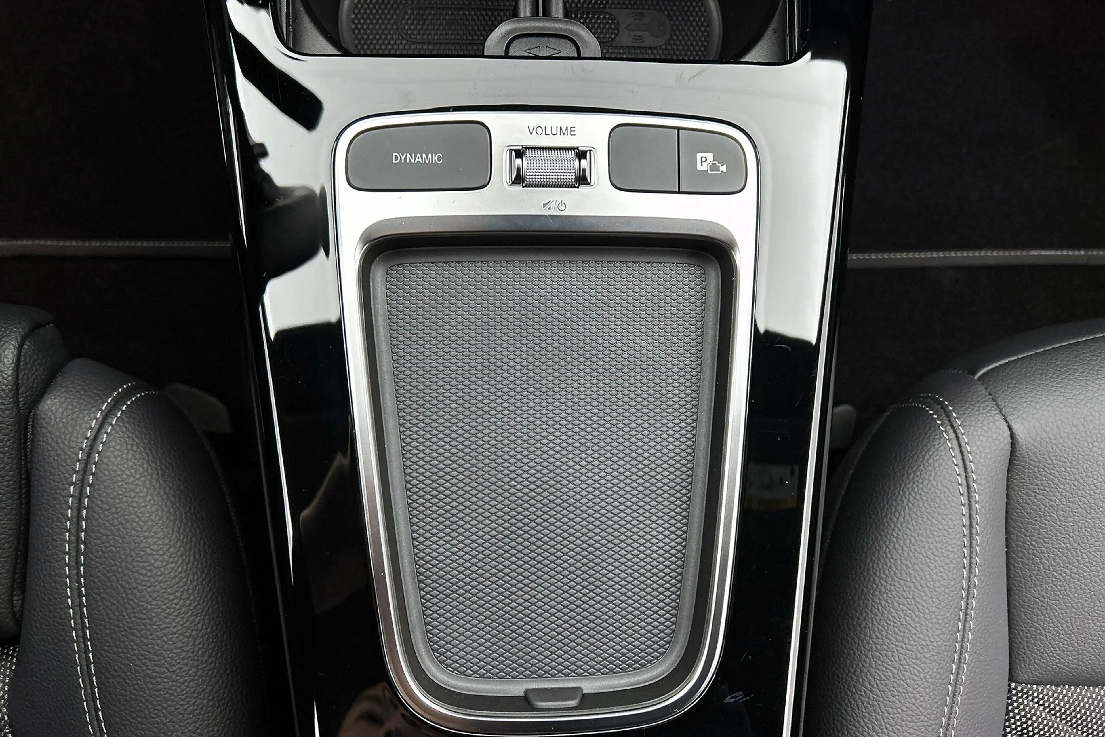 Mercedes-Benz CLA 180 Shooting Brake Business Solution 18", stuur- en st — photo 22
