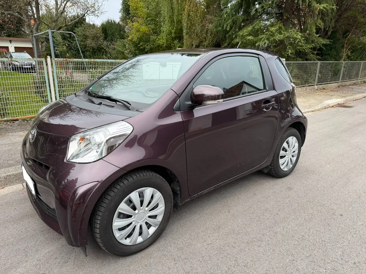 Toyota iQ