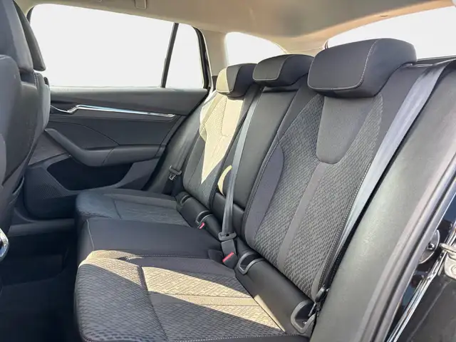 Skoda Octavia view 10
