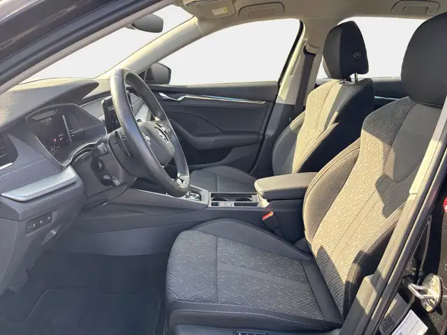 Skoda Octavia view 8