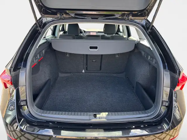 Skoda Octavia view 11