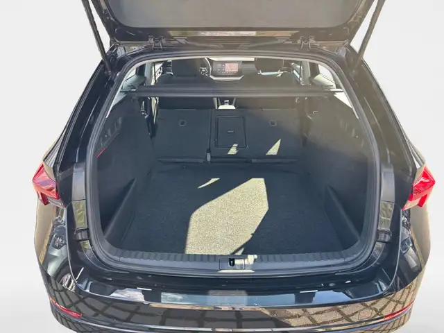 Skoda Octavia view 12
