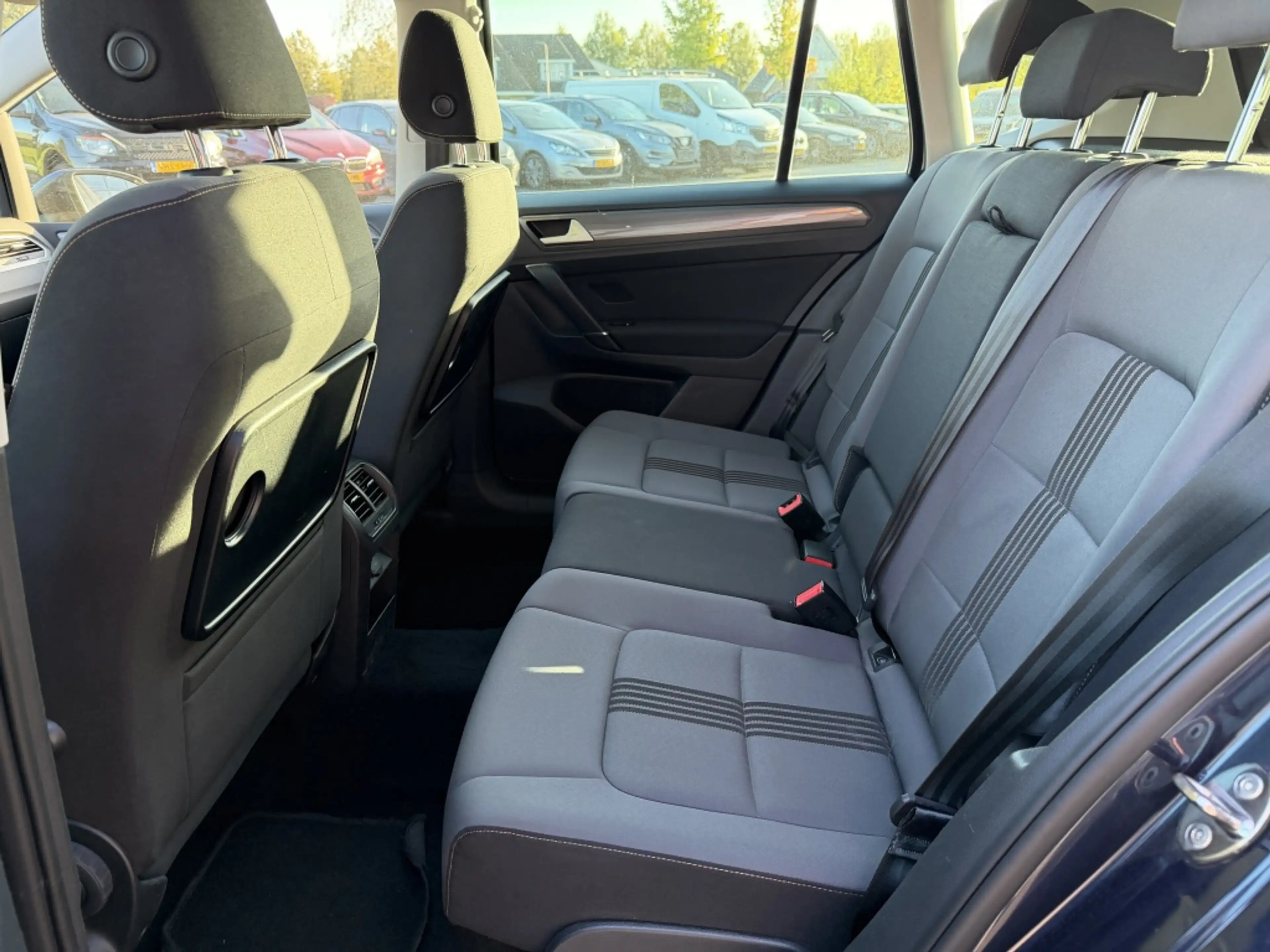 Volkswagen Golf Sportsvan 1.2 TSI Highline — photo 9