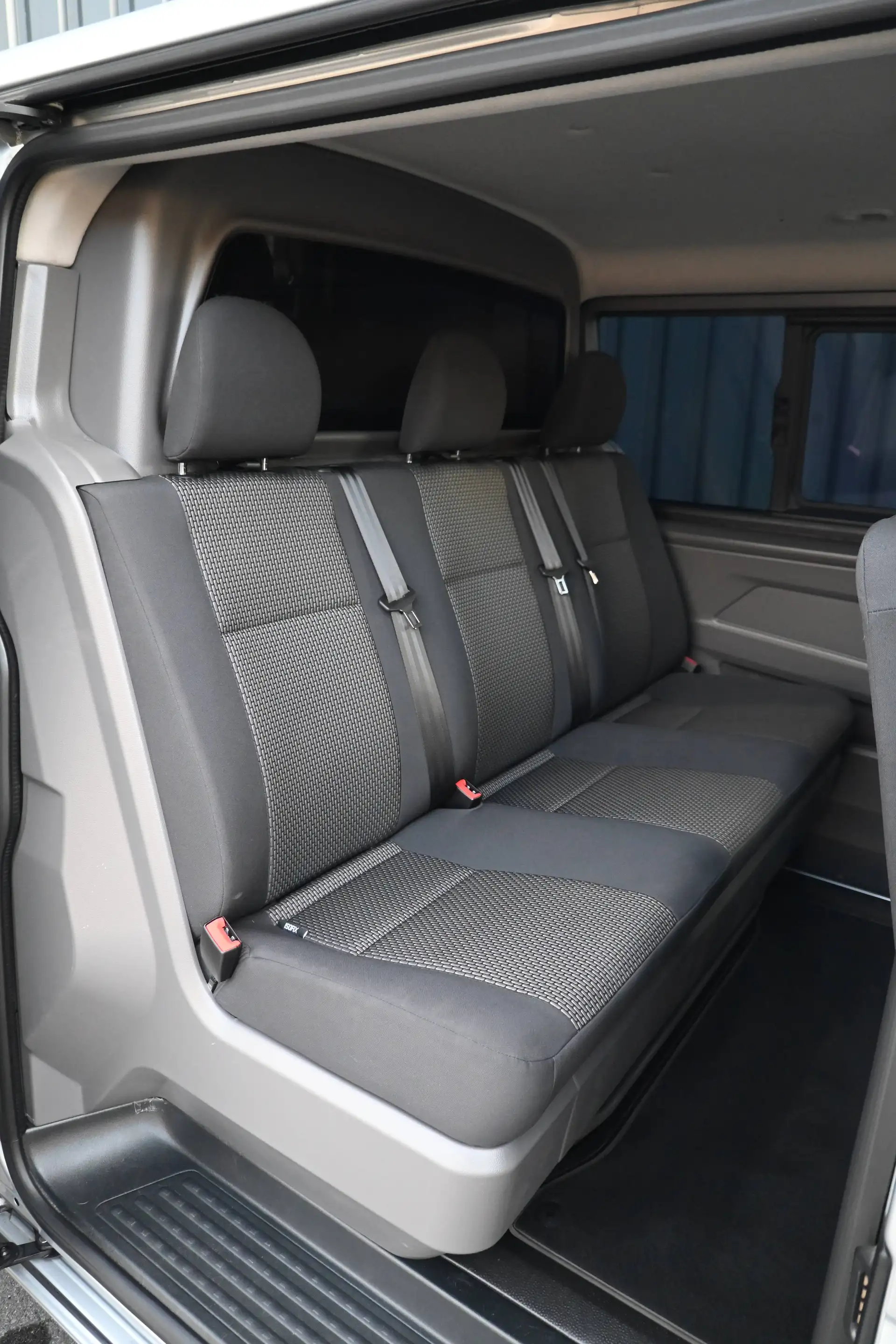 Volkswagen T6.1 Transporter Transporter 2.0 TDi SCR BMT Comfortline DSG (EU6d-T) — photo 13