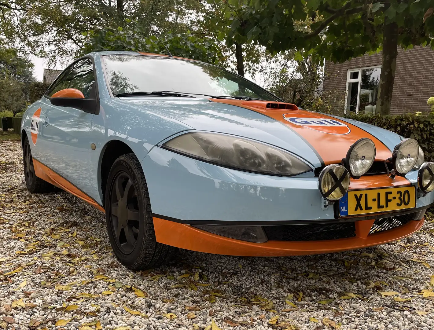 Ford Cougar 2.5-24V V6 In speciale Gulf livery kleuren. Modrá - 2