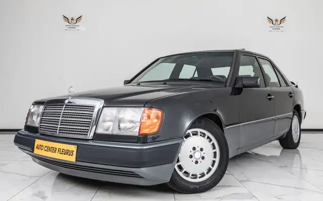 Mercedes-Benz 300 Turbo - Diesel W124