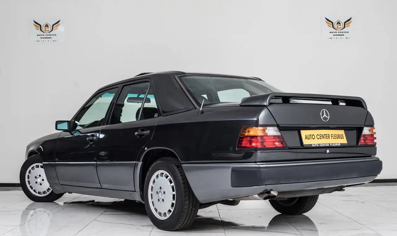 Mercedes-Benz 300 Turbo - Diesel W124, foto 7