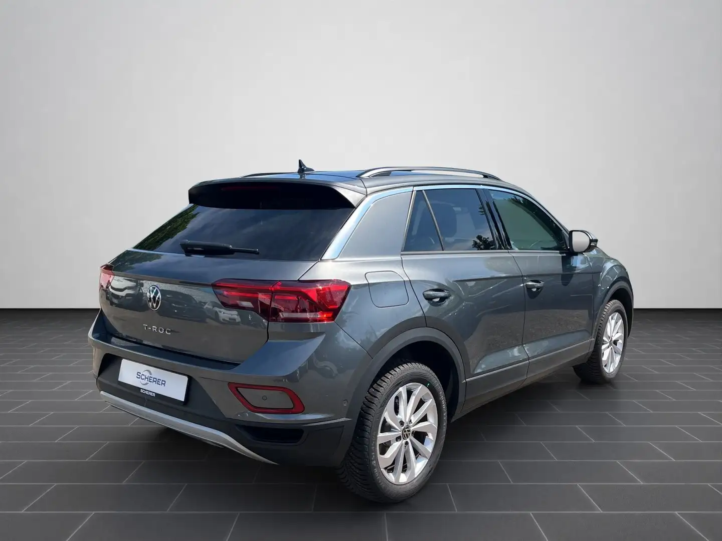 Volkswagen T-Roc Life 1.5TSI DSG/Navi/Sitzhz./Rear View/uvm Grau - 2