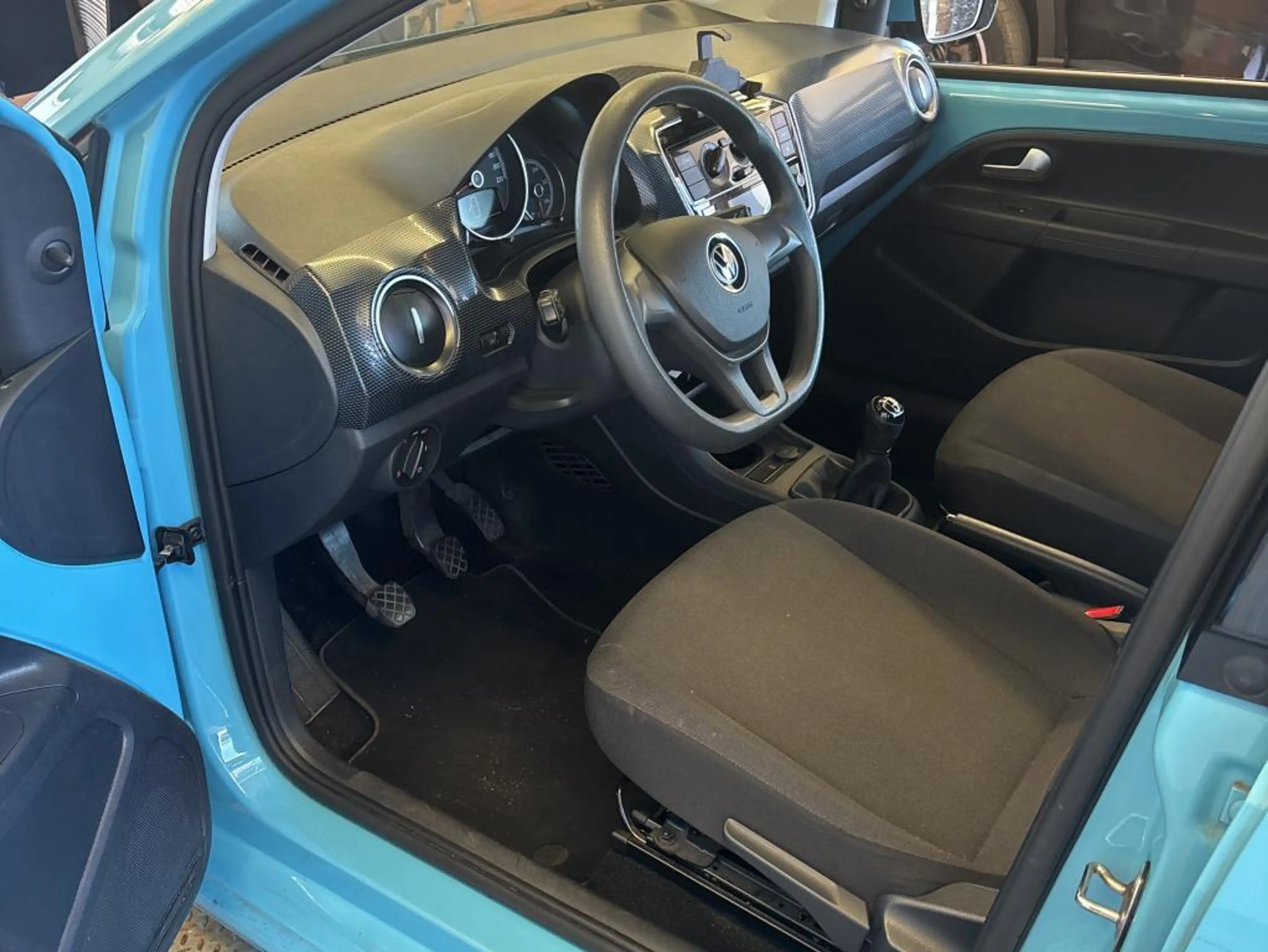 Volkswagen up! Basis DAB TEMPOMAT R-KAM ISOFIX SCHECKHEFT — photo 6