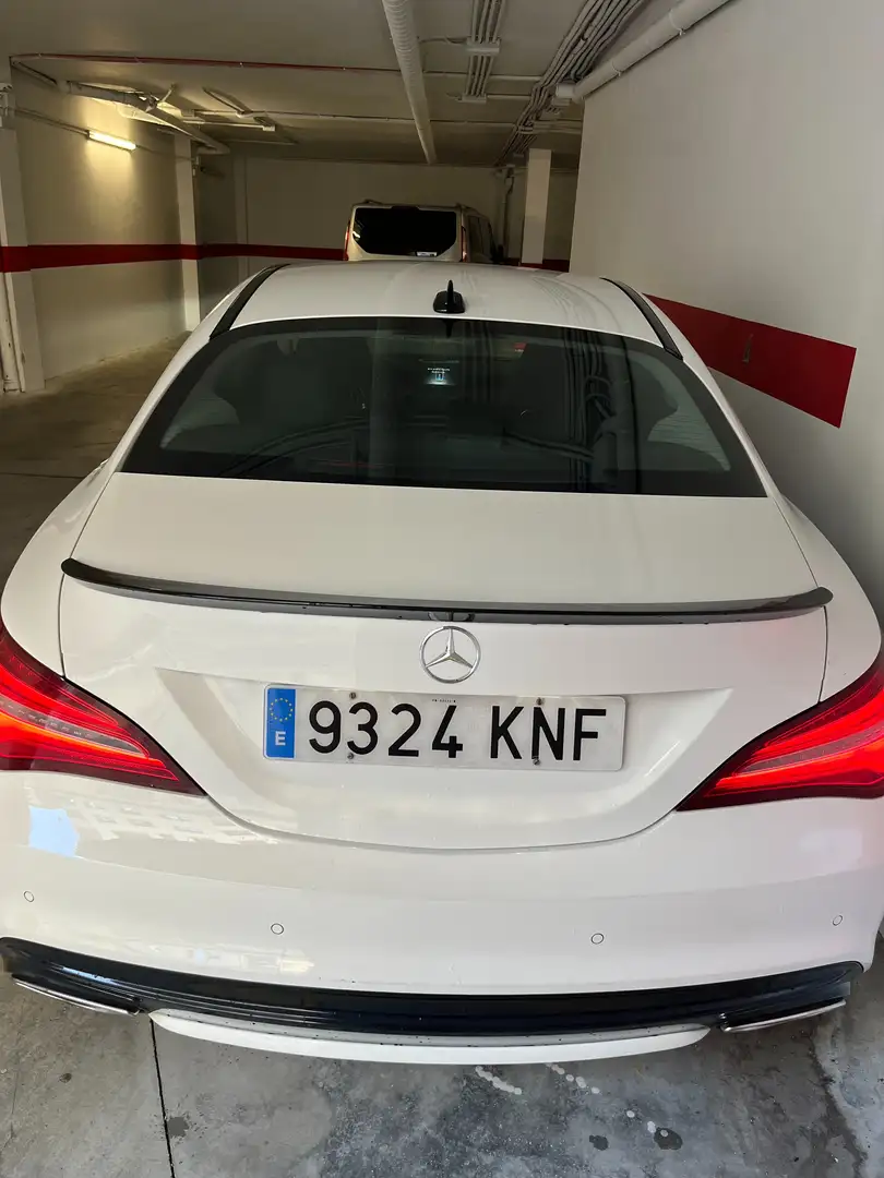 Mercedes-Benz CLA 200 CLA 200D AMG Line 7G-DCT AMG Line Blanco - 2