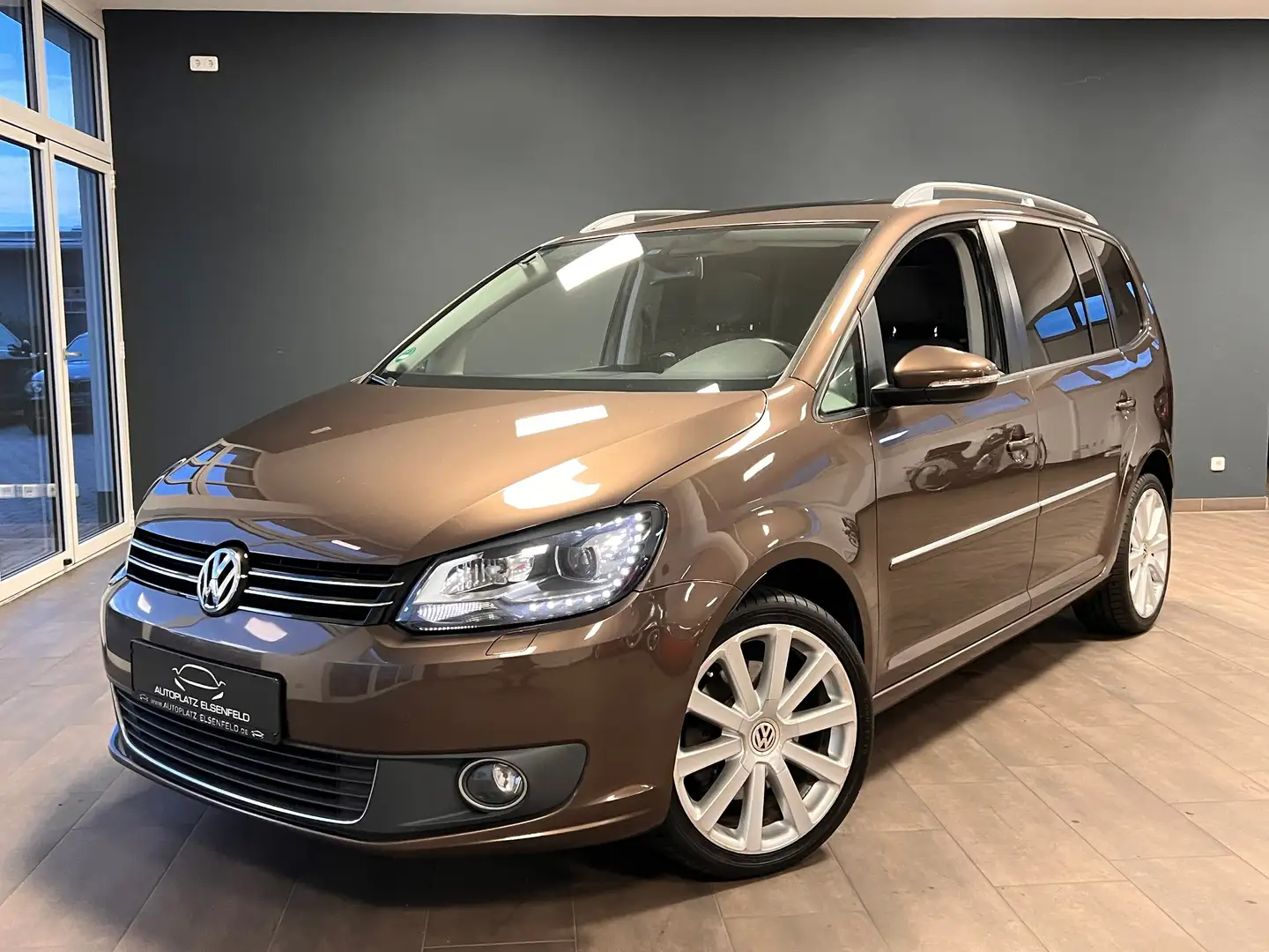 Volkswagen Touran 1.4 TSI Highline DSG / LED / PANO / TEMPOMAT / Marrone - 1