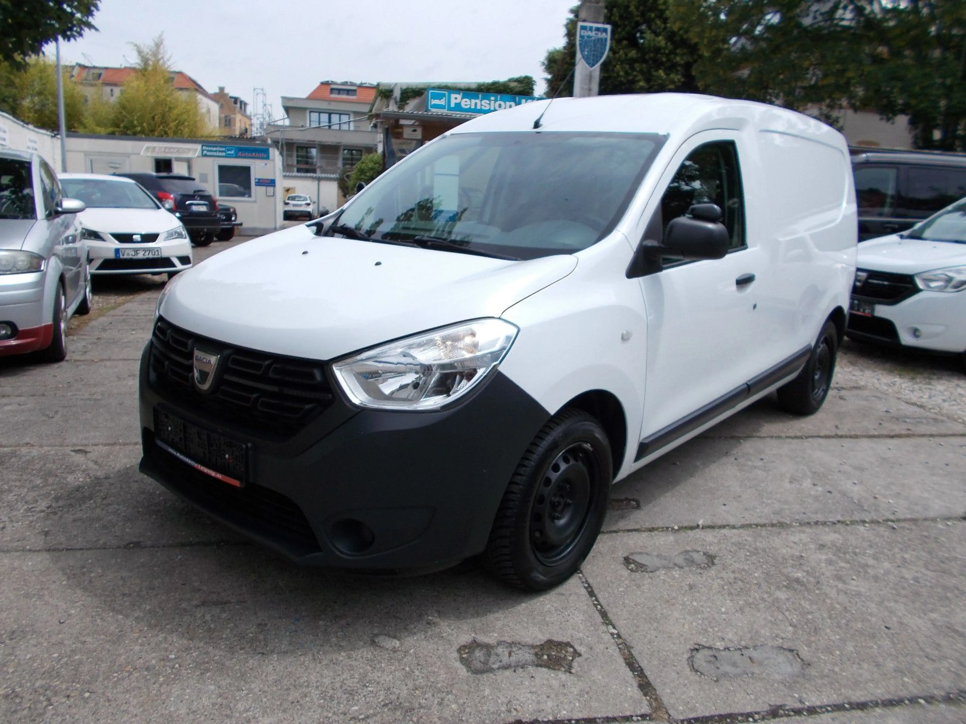 Dacia Dokker Express *KLIMA*AHZV*SV*ZV*1te Hand