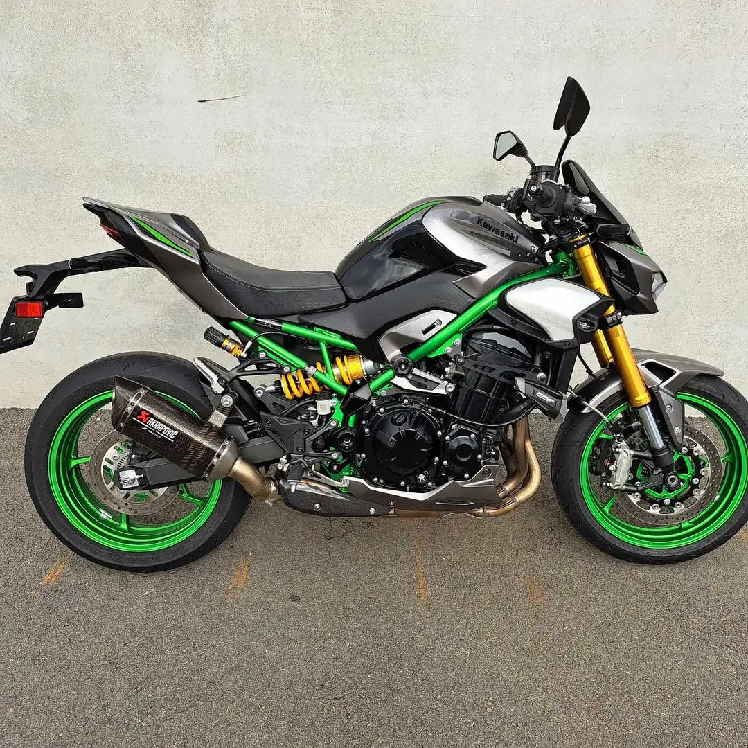 Kawasaki Z900SE Direction se pack sport Zwart - 2