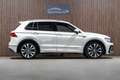 Volkswagen Tiguan 2.0 TSI 4Motion R-Line DSG PDC PANO Wit - thumbnail 12