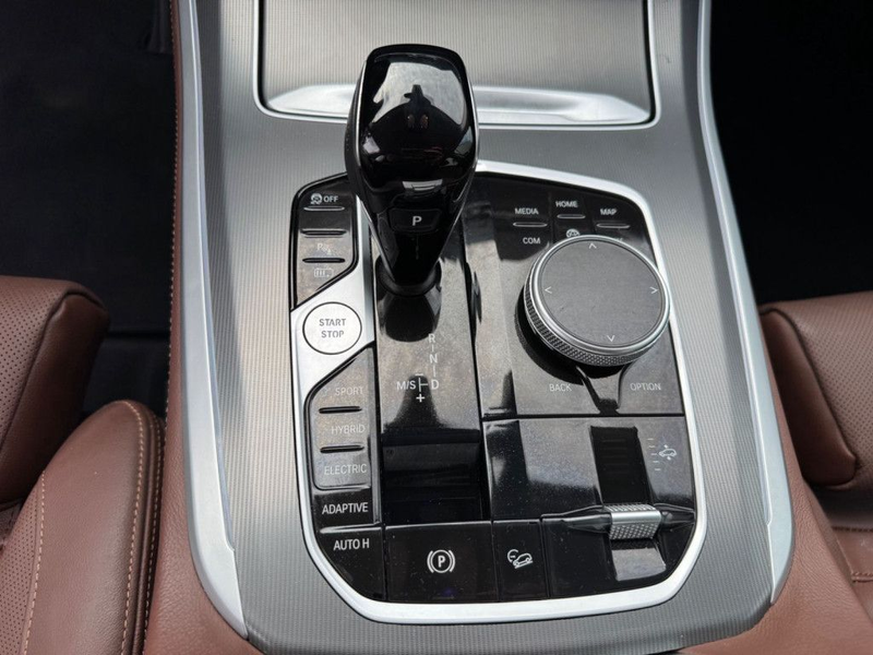 BMW X5 Baureihe X5 xDrive 45 e *LASER/LUFT.-F./AHK* — photo 11
