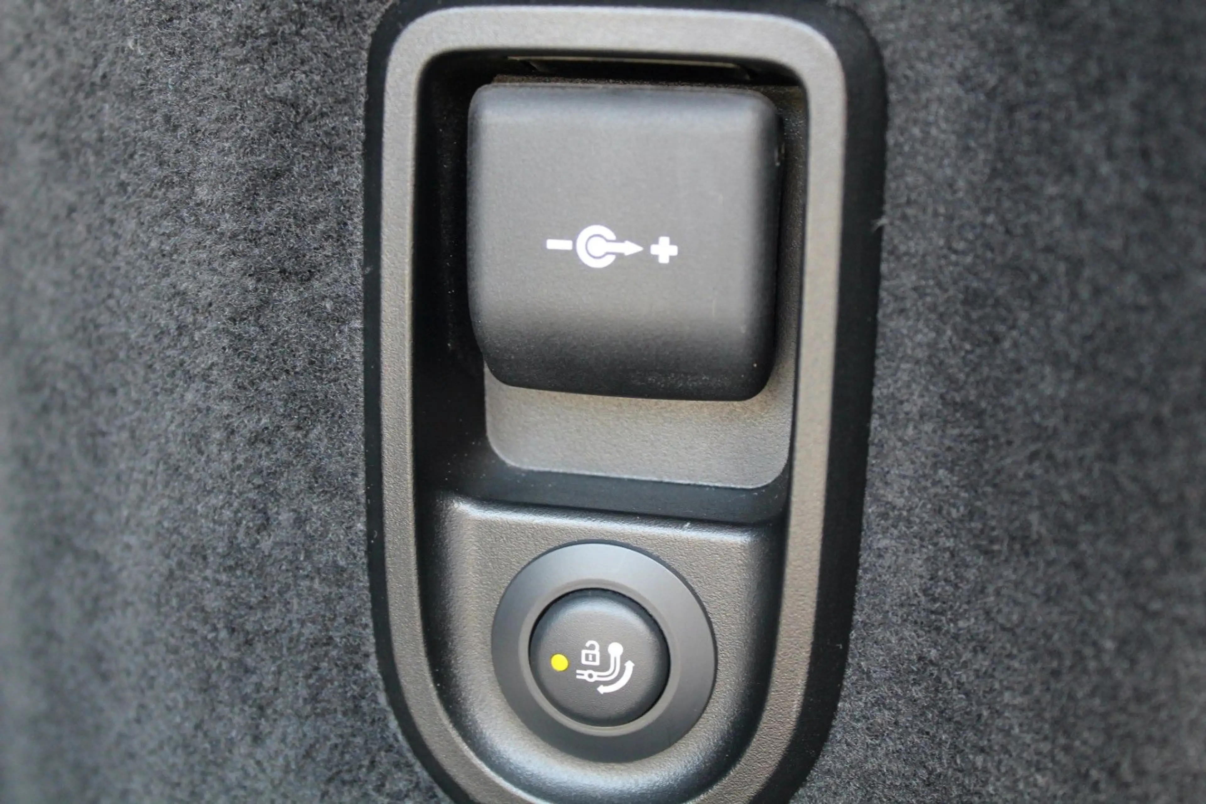 BMW 525 1.HAND! SPORT STANDHZ Displ.KEY KAM ADAP.LED — photo 13