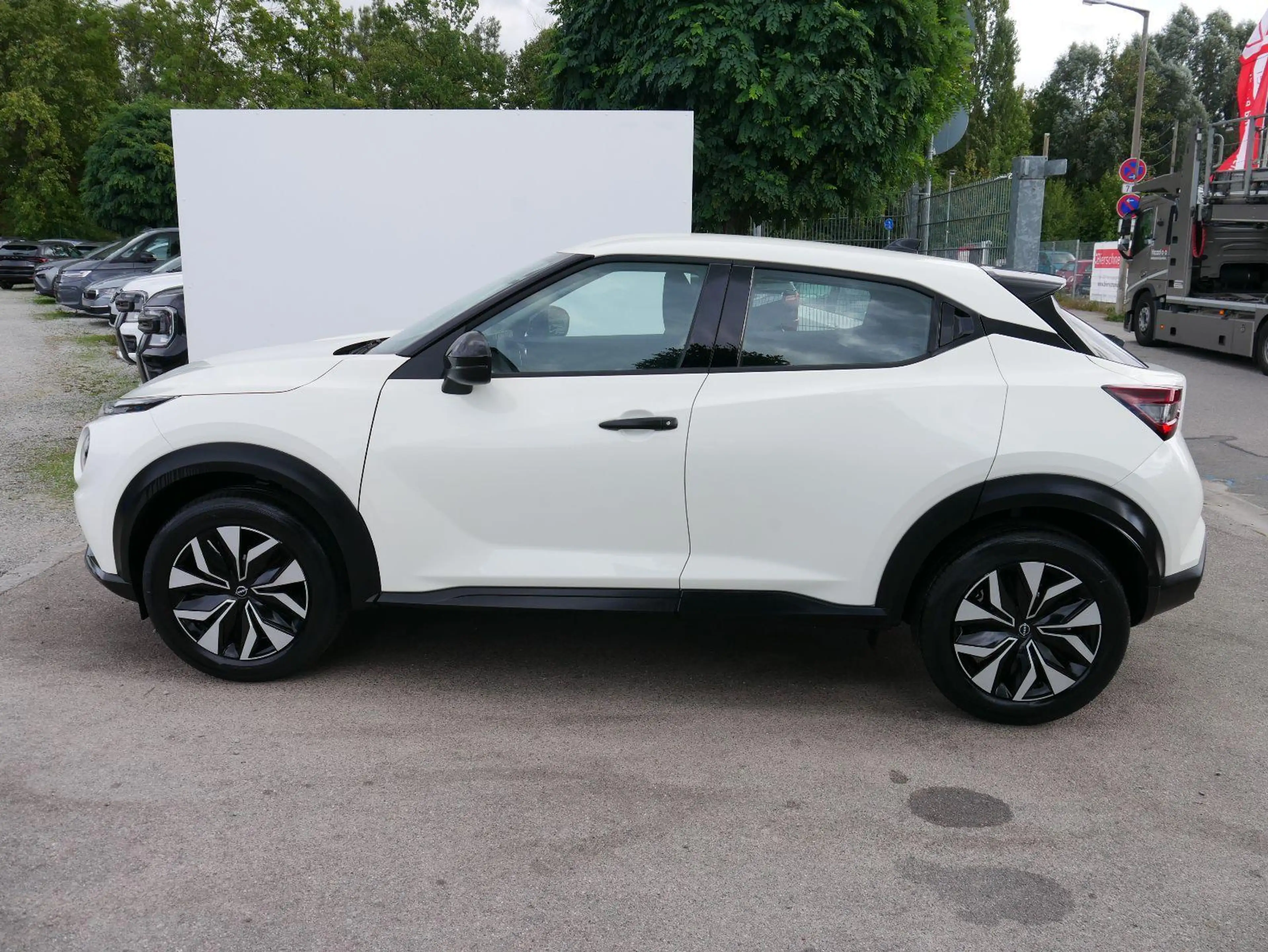 Nissan Juke Acenta 1.0 DIG-T Acenta*NAVI-ÜBER-SMARTLINK*TEM... — photo 5