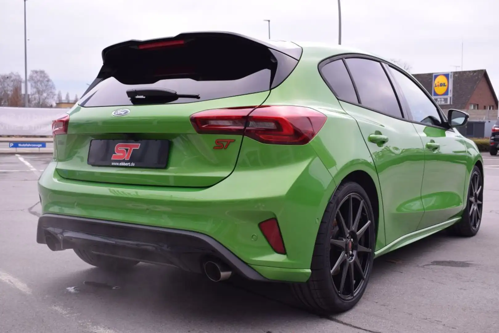Ford Focus 2.3 ST X Track-Pack + allle Pakete,B&O Grün - 2