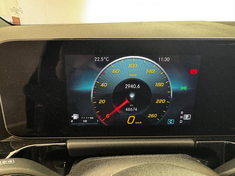 Mercedes-Benz GLA 180 GLA 180 Essential Line — photo 14