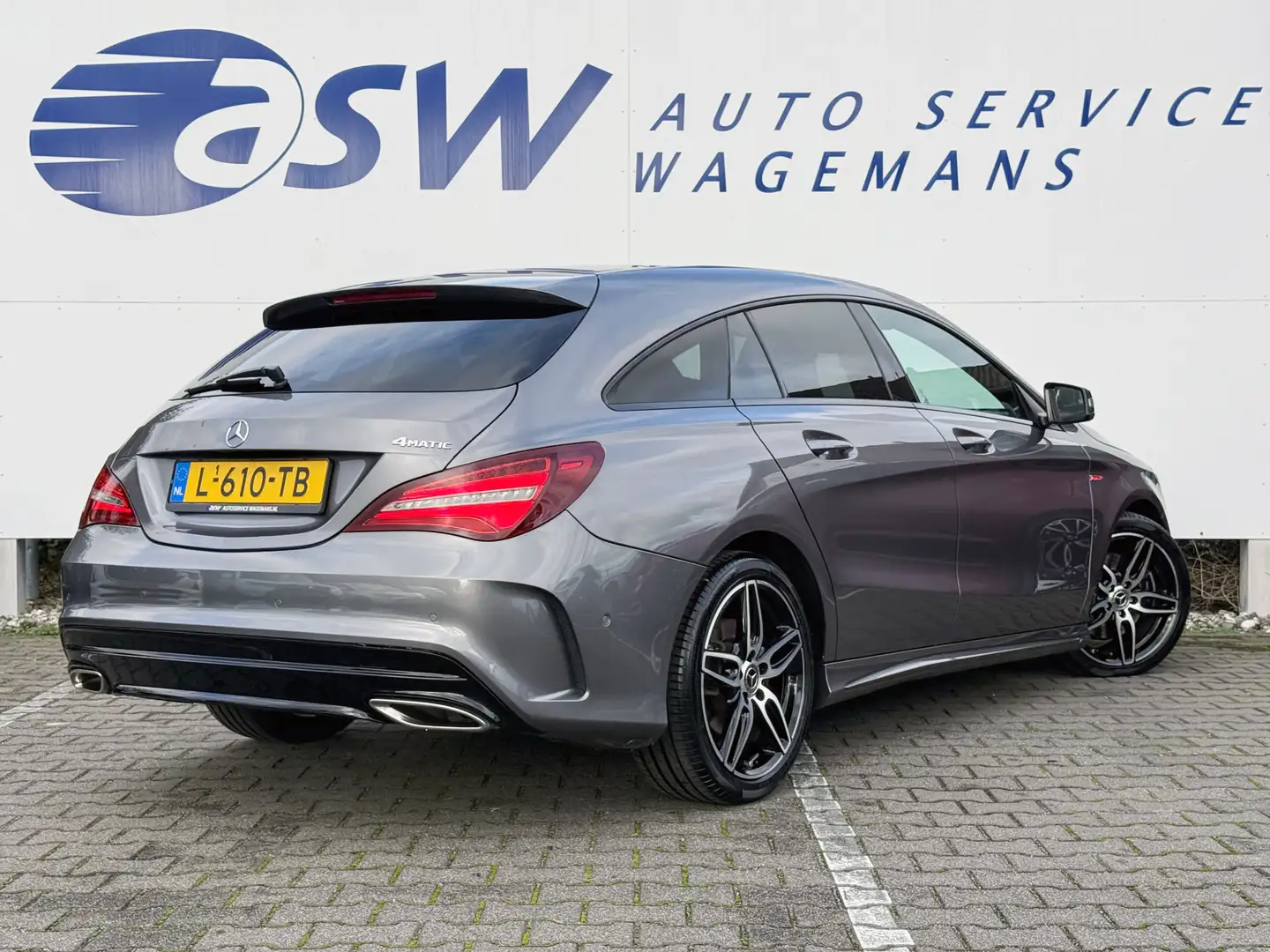 Mercedes-Benz CLA 220 Shooting Brake 4MATIC AMG-Line | Navi | CarPlay | Gris - 2