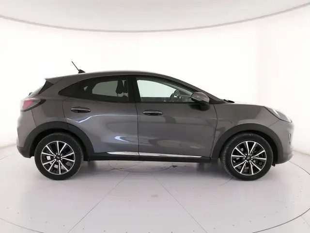 Ford Puma view 3