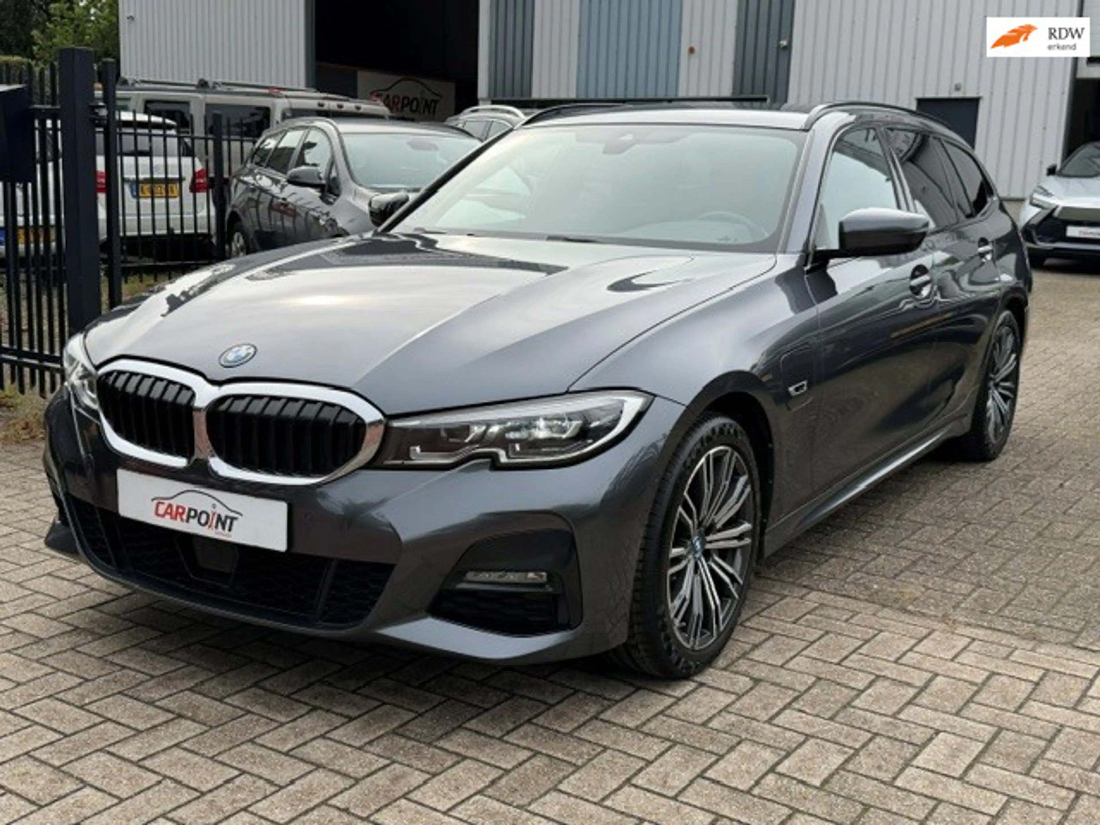 BMW 330 3-serie Touring 330e Executive M Sport Leer Navi C