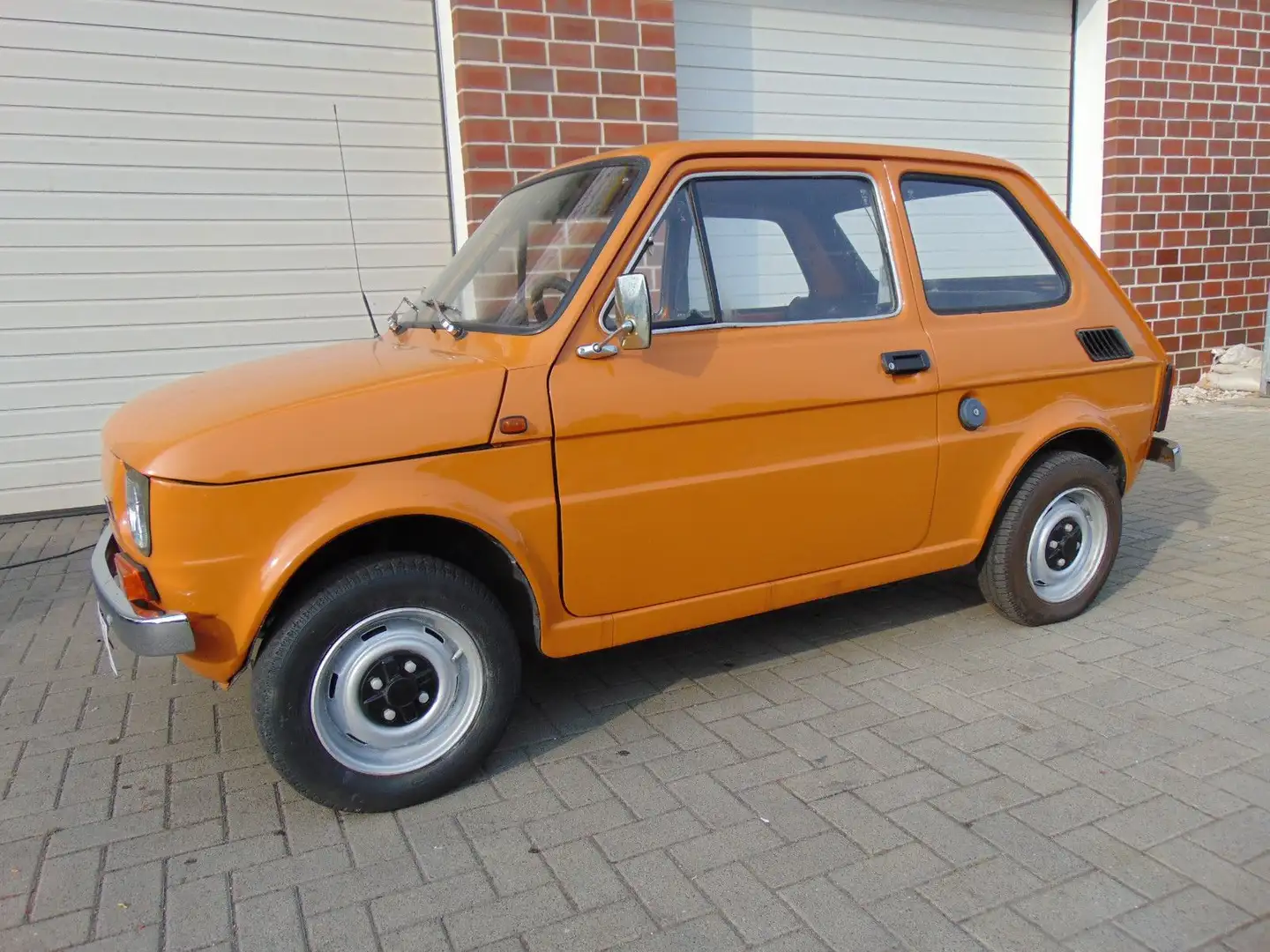 Fiat 126 Fiat126p*Oldtimer*Kunstledersitze*viele Neuteile Oranžová - 2