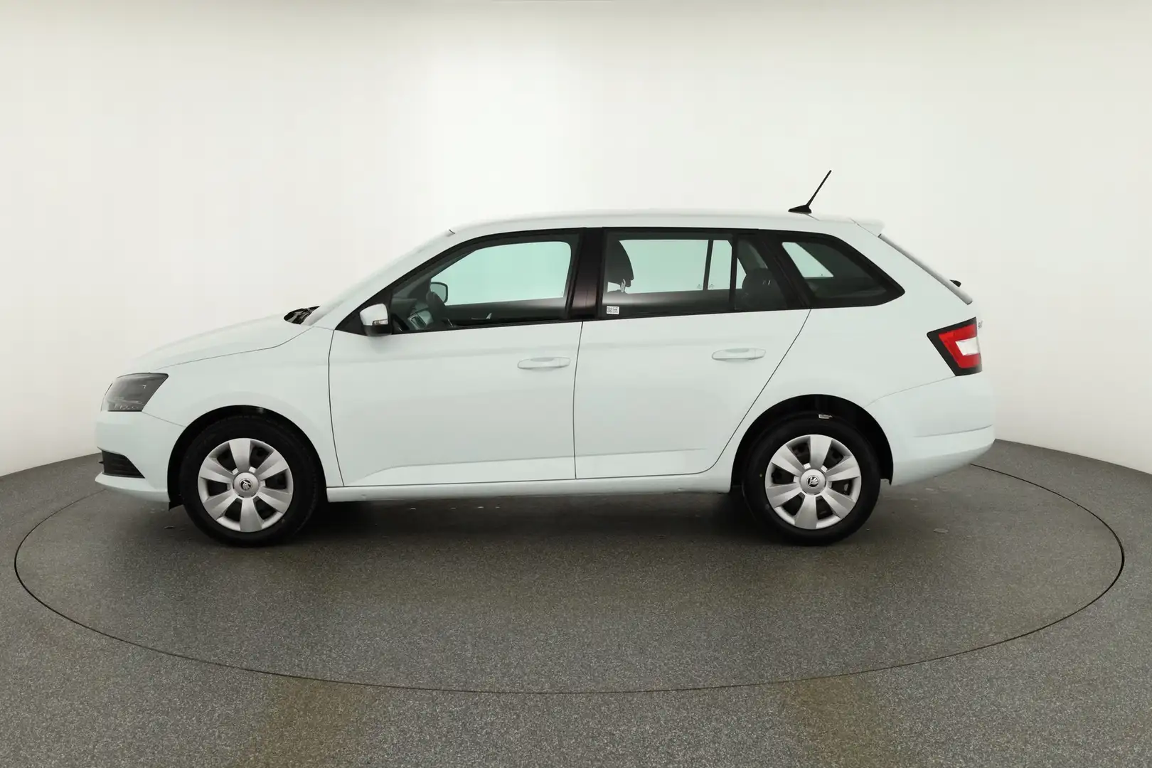 Skoda Fabia Combi 1.0 TSI Ambition Klima Sitzheizung Weiß - 2