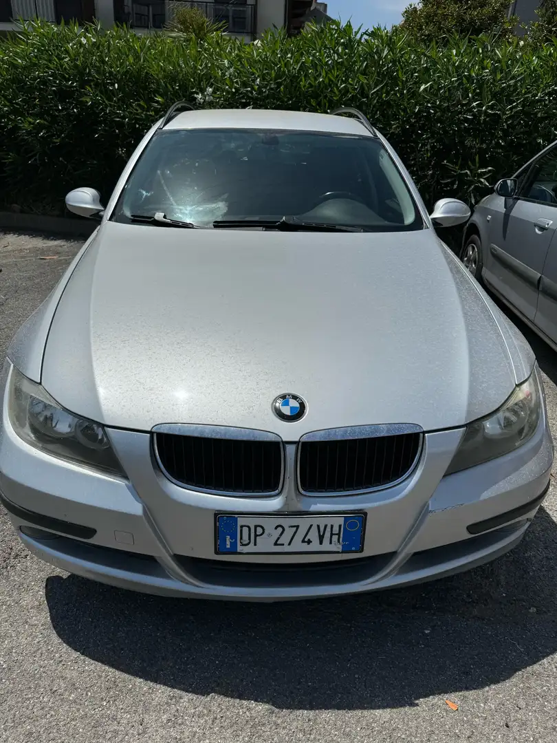 BMW 320 320d Touring Attiva 177cv - 1