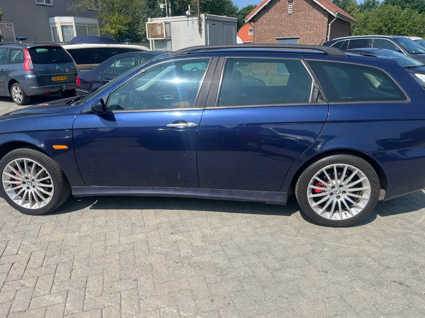 Alfa Romeo 156 Sportwagon 1.8 T.Spark Edizione Limitata ecc leer Blauw - 2