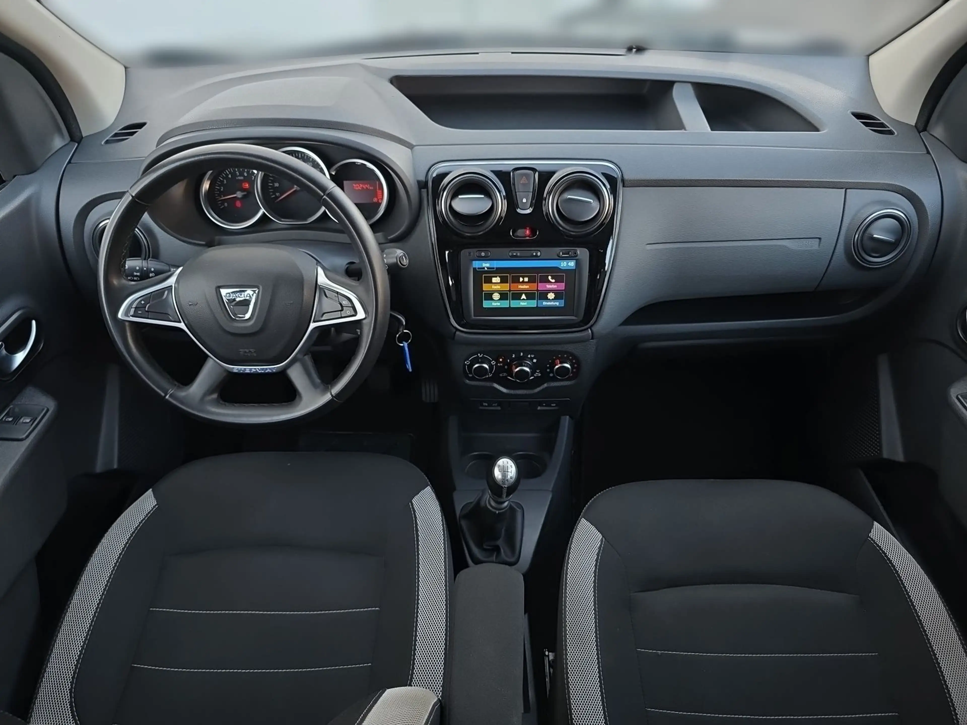 Dacia Dokker Stepway 1.5 Navi Tempomat Klima PDC USB — photo 12