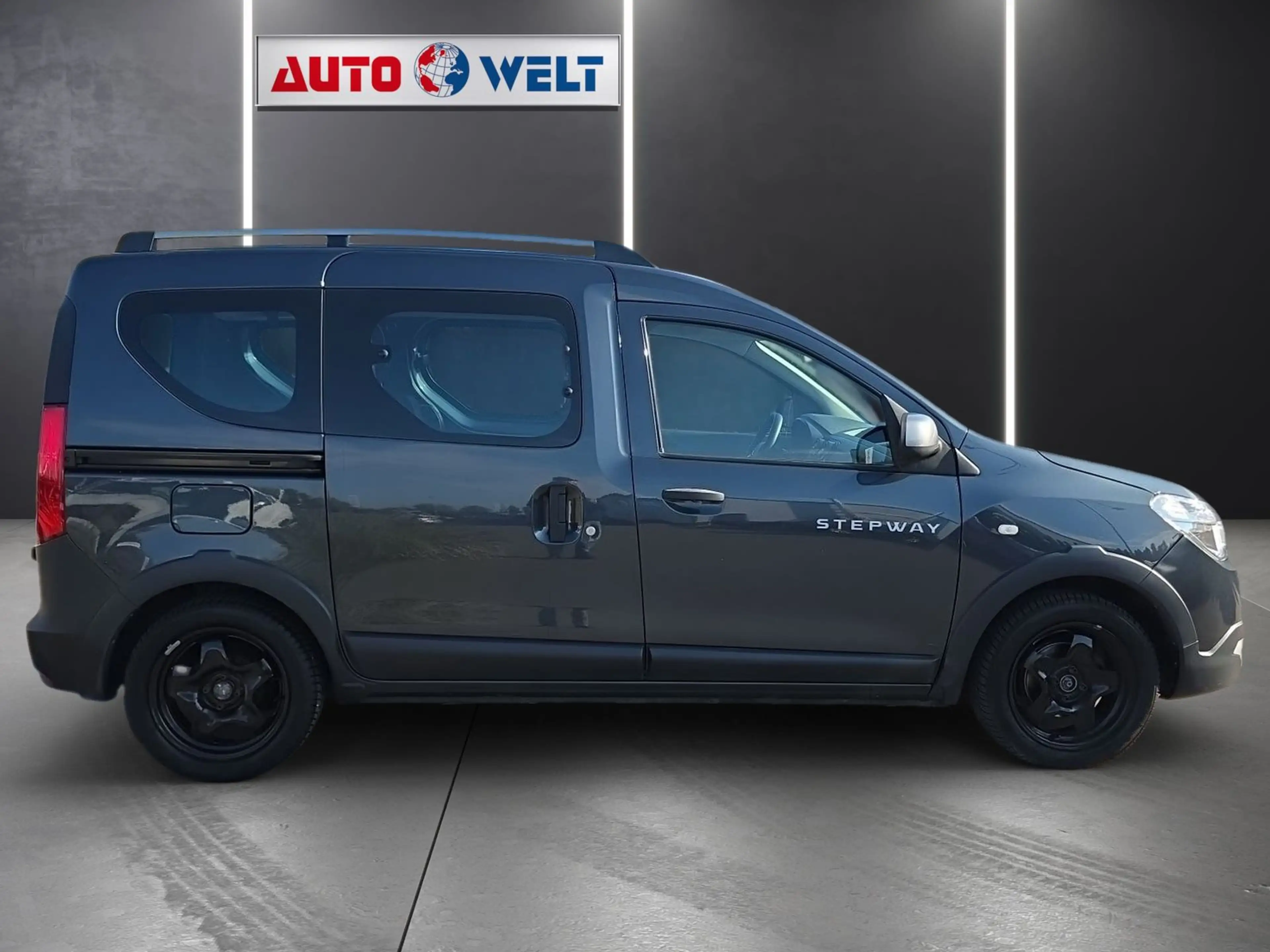 Dacia Dokker Stepway 1.5 Navi Tempomat Klima PDC USB — photo 3