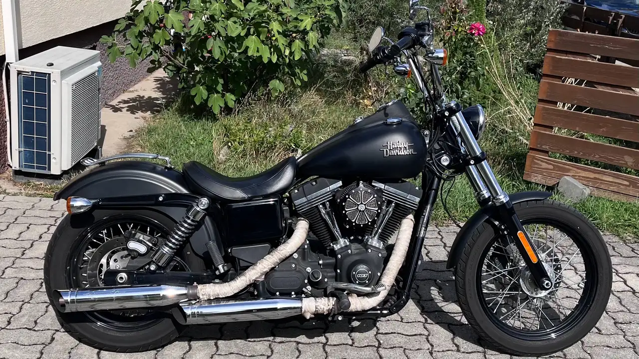 Harley-Davidson Dyna Street Bob