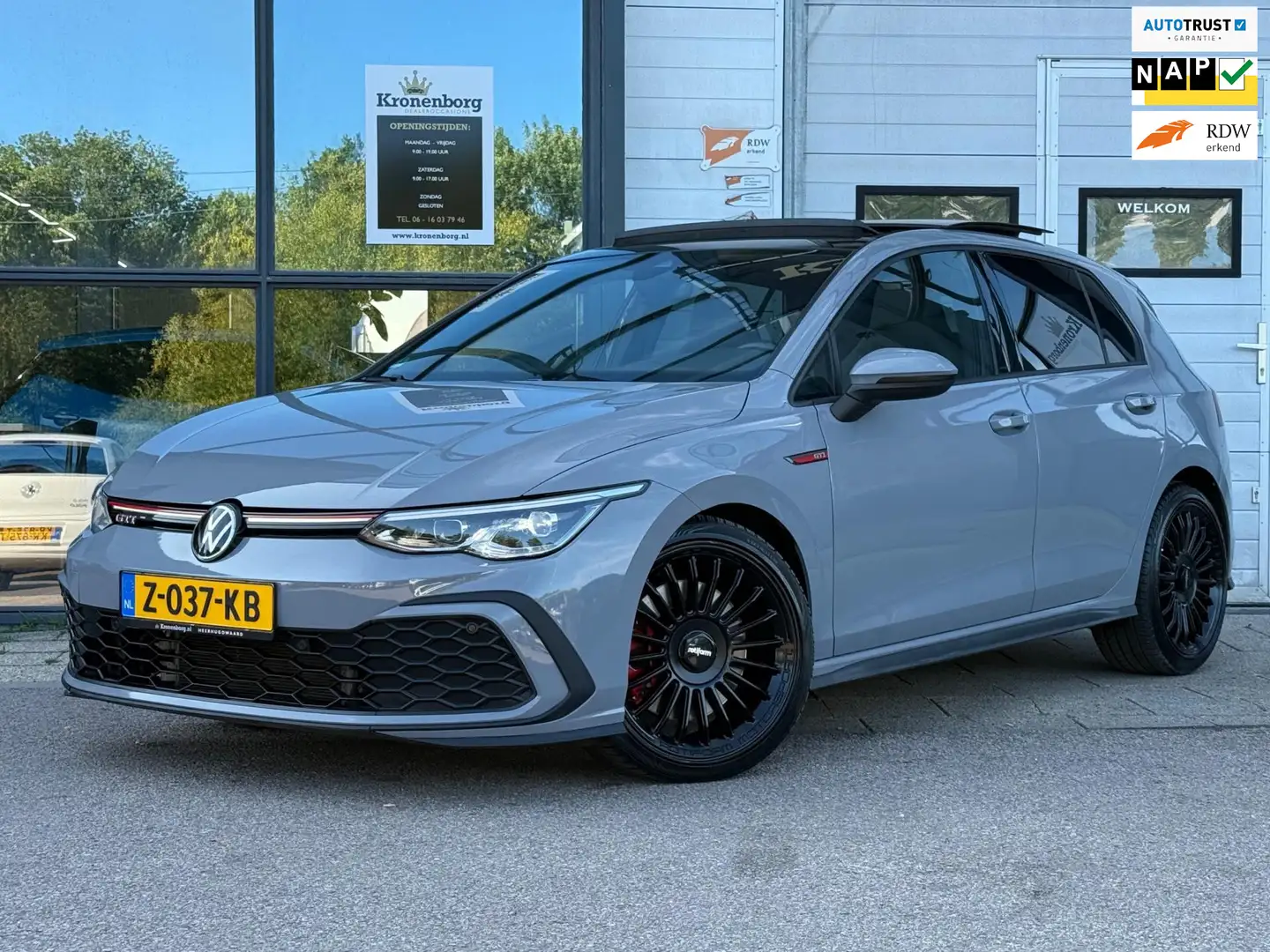 Volkswagen Golf GTI 2.0 TSI Performance, PANO, IQ, CAMERA Grijs - 1