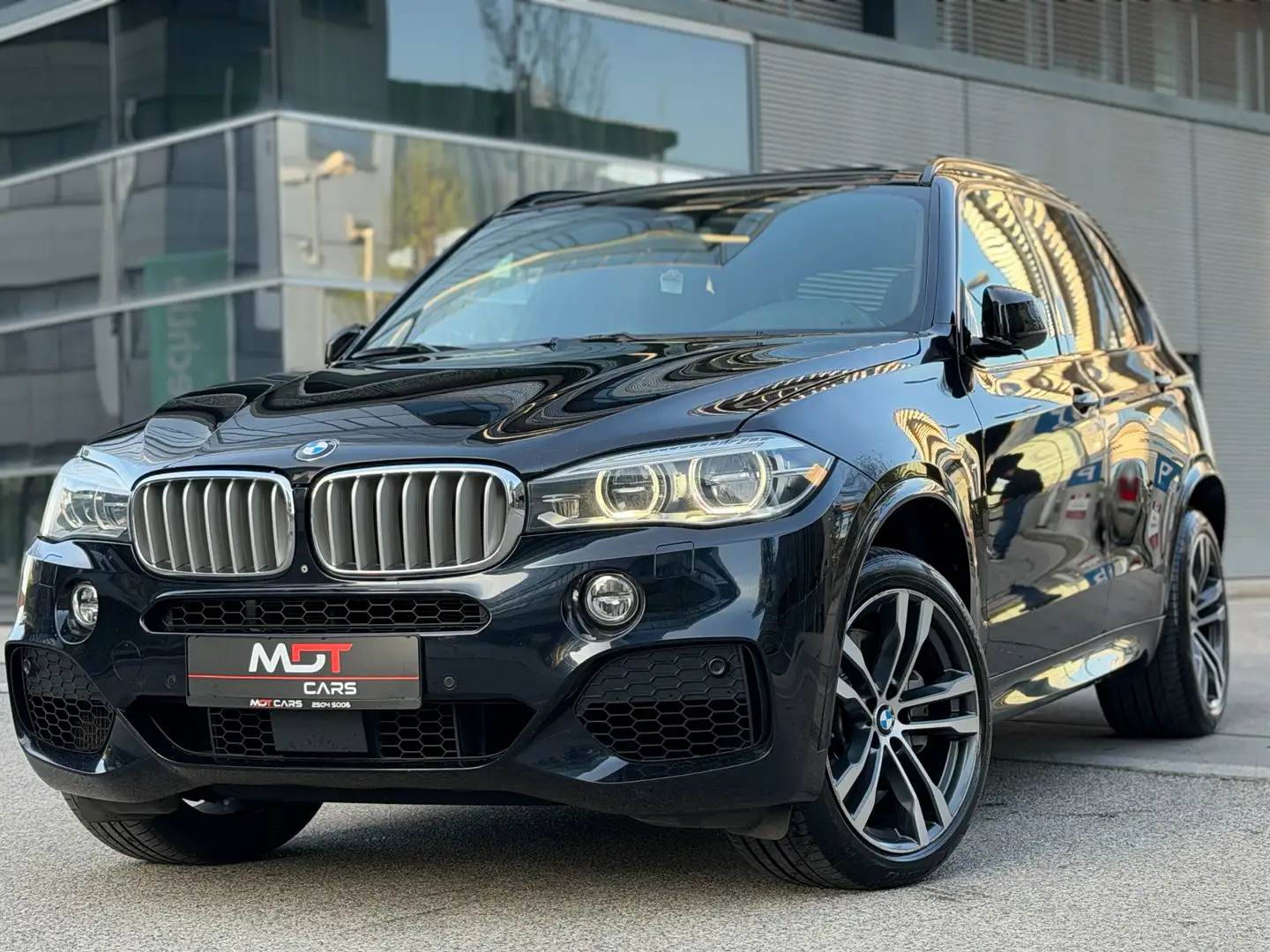 BMW X5 xDrive M50 i|VOLL|ZEITBESITZ|AC SCHNITZER-AUSPUFF Schwarz - 1