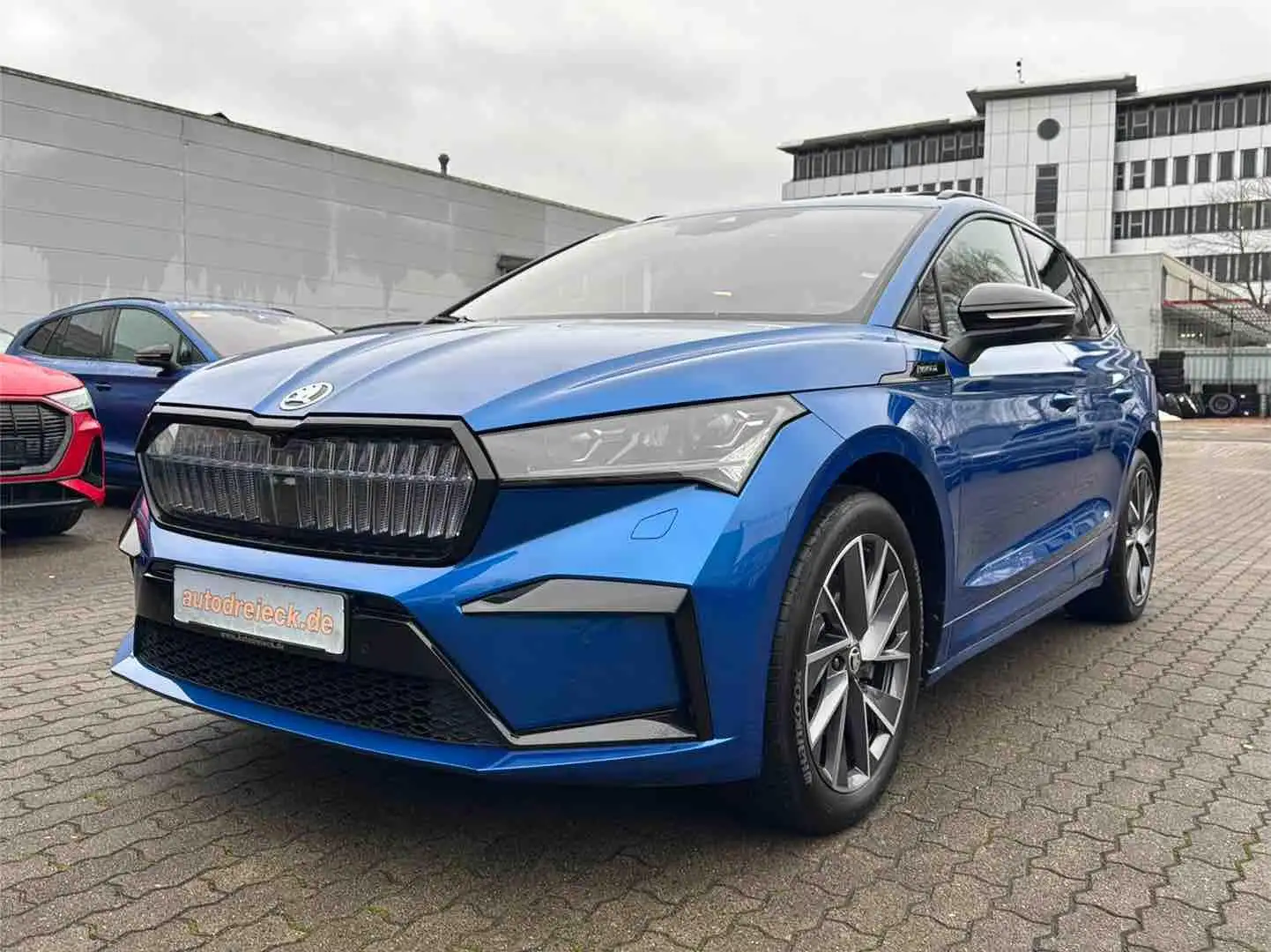Skoda Enyaq 80 x Sportline ACC AHK HuD PANO WP 20Z 360 Blau - 1
