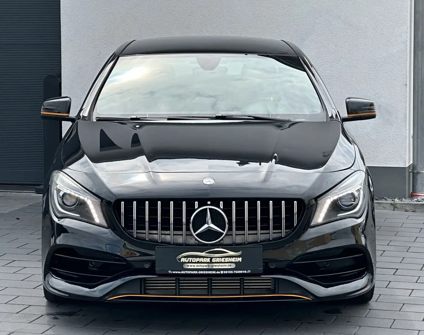 Mercedes-Benz CLA 200 Coupe AMG-LINE*NAVI*PDC*SHZ*TEMP* Noir - 2