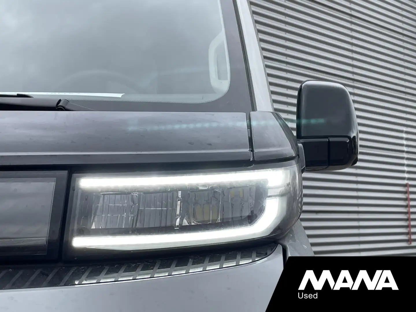 Farizon SV L2H2 83 kWh / 232 PK Lanceringseditie Trekhaak Ach Grau - 2