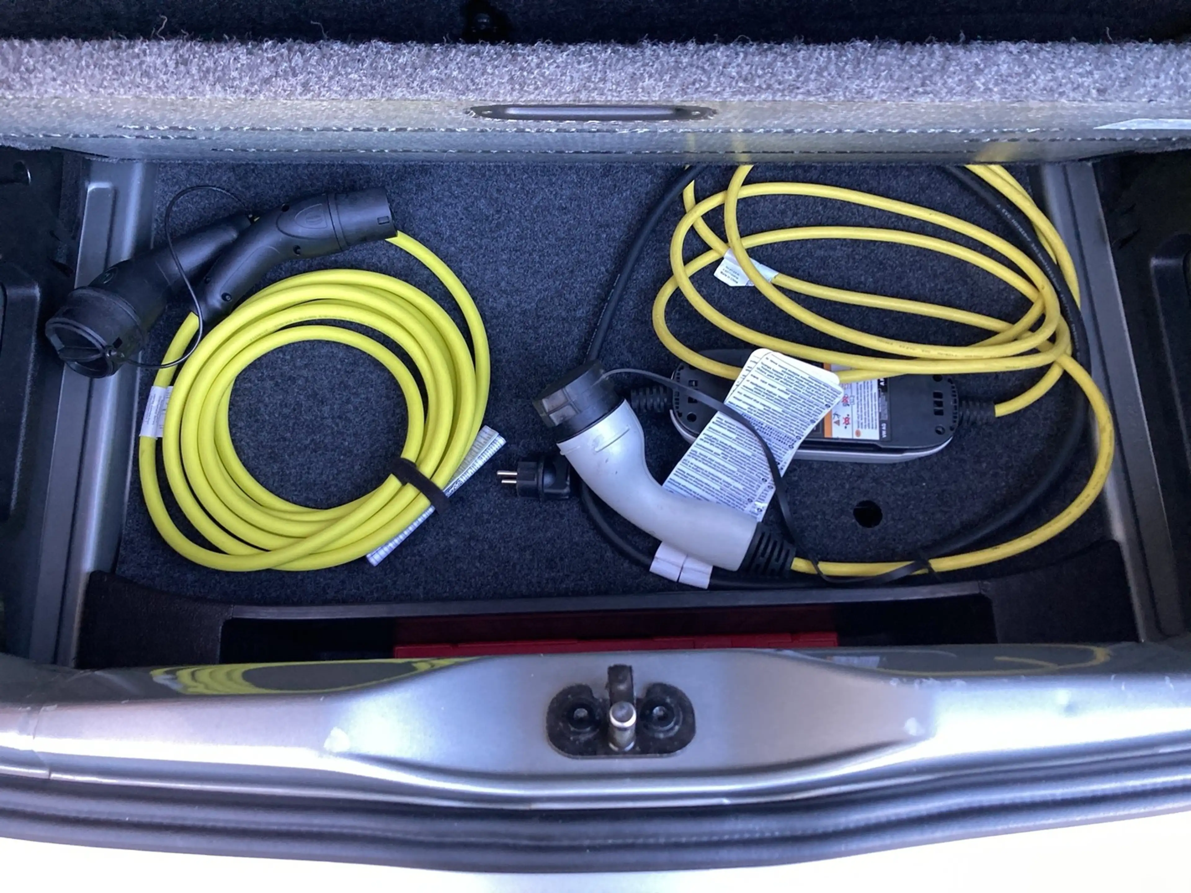 Volkswagen e-up! Style Plus RFK SH — photo 14