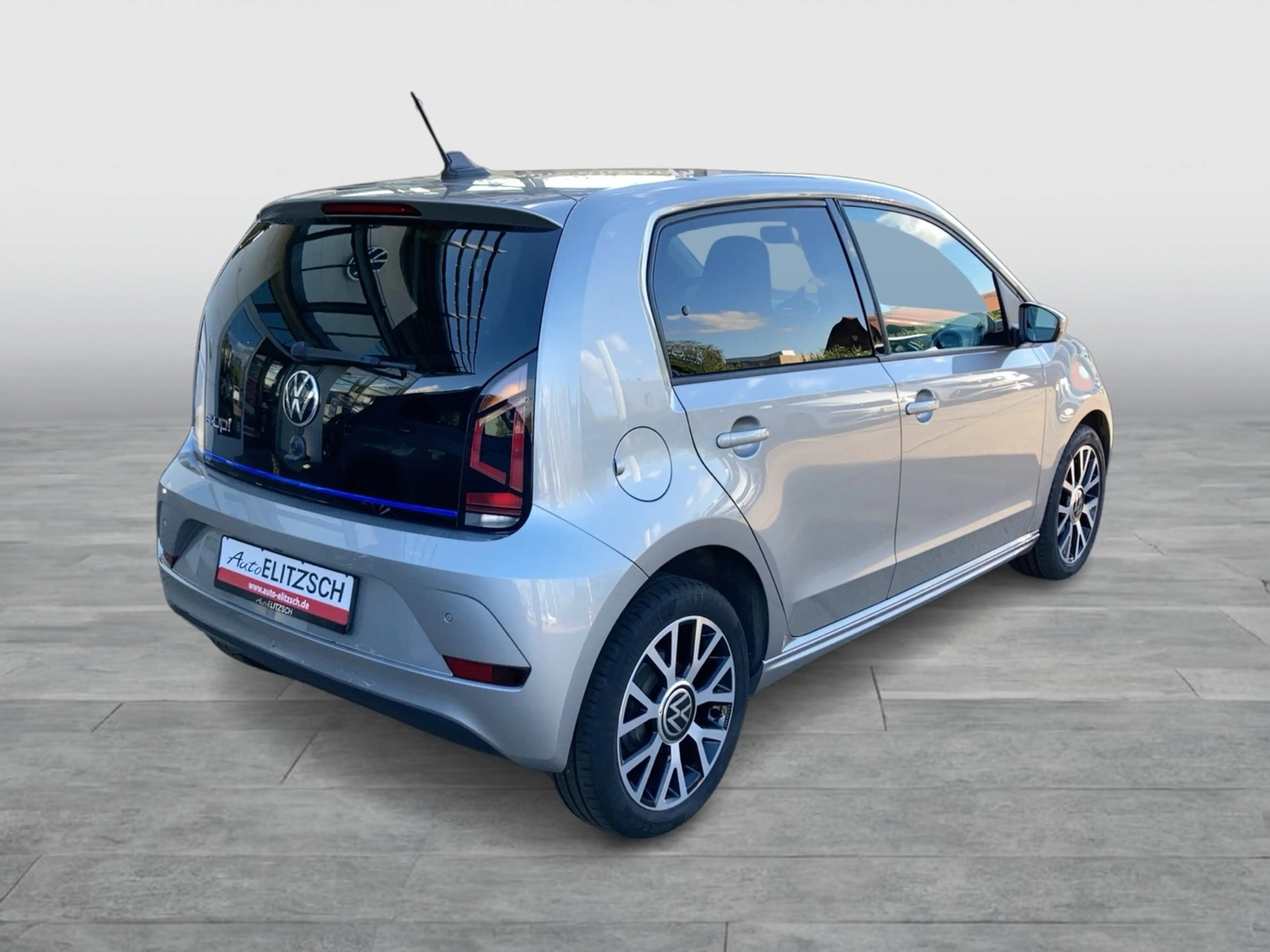 Volkswagen e-up! Style Plus RFK SH — photo 5