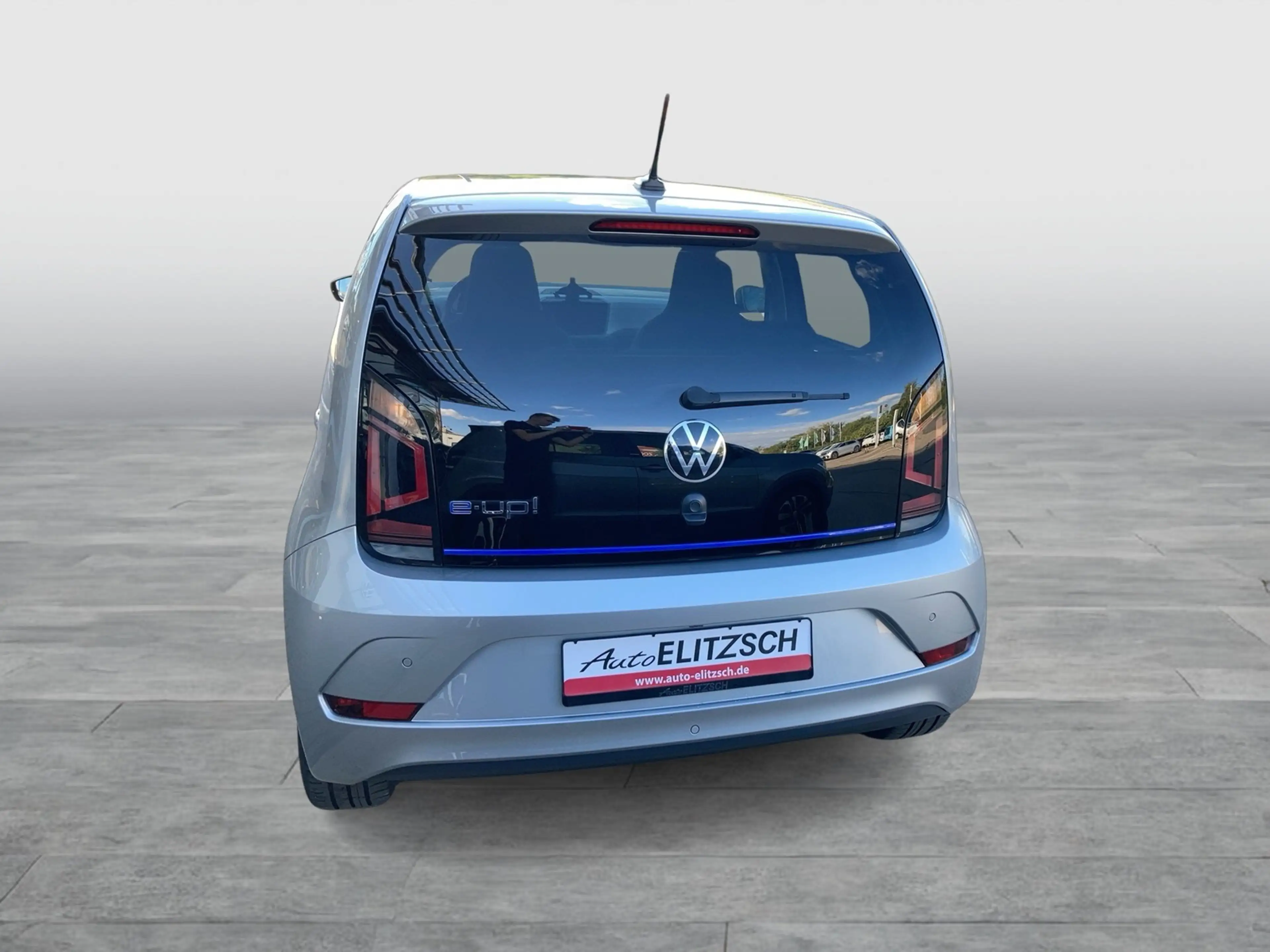 Volkswagen e-up! Style Plus RFK SH — photo 4