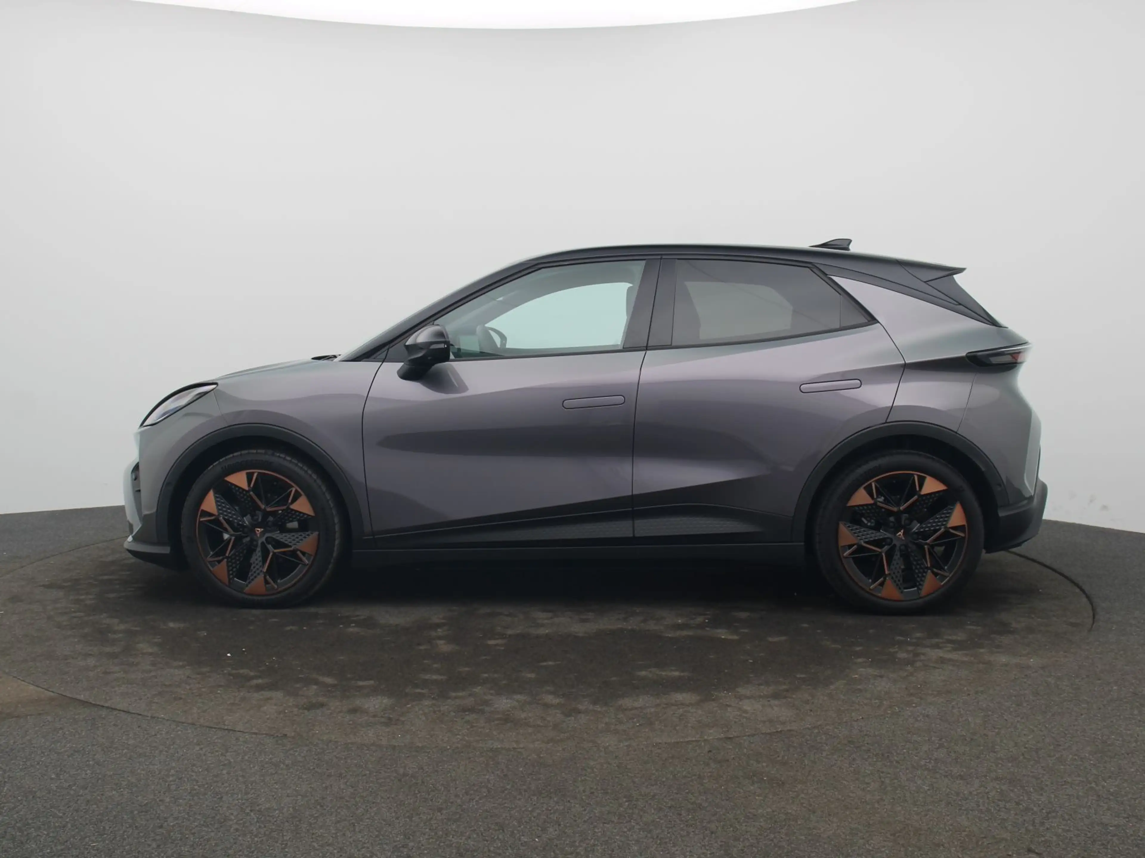 CUPRA Raval Endurance Edition Dynamic Plus Plasma — photo 4