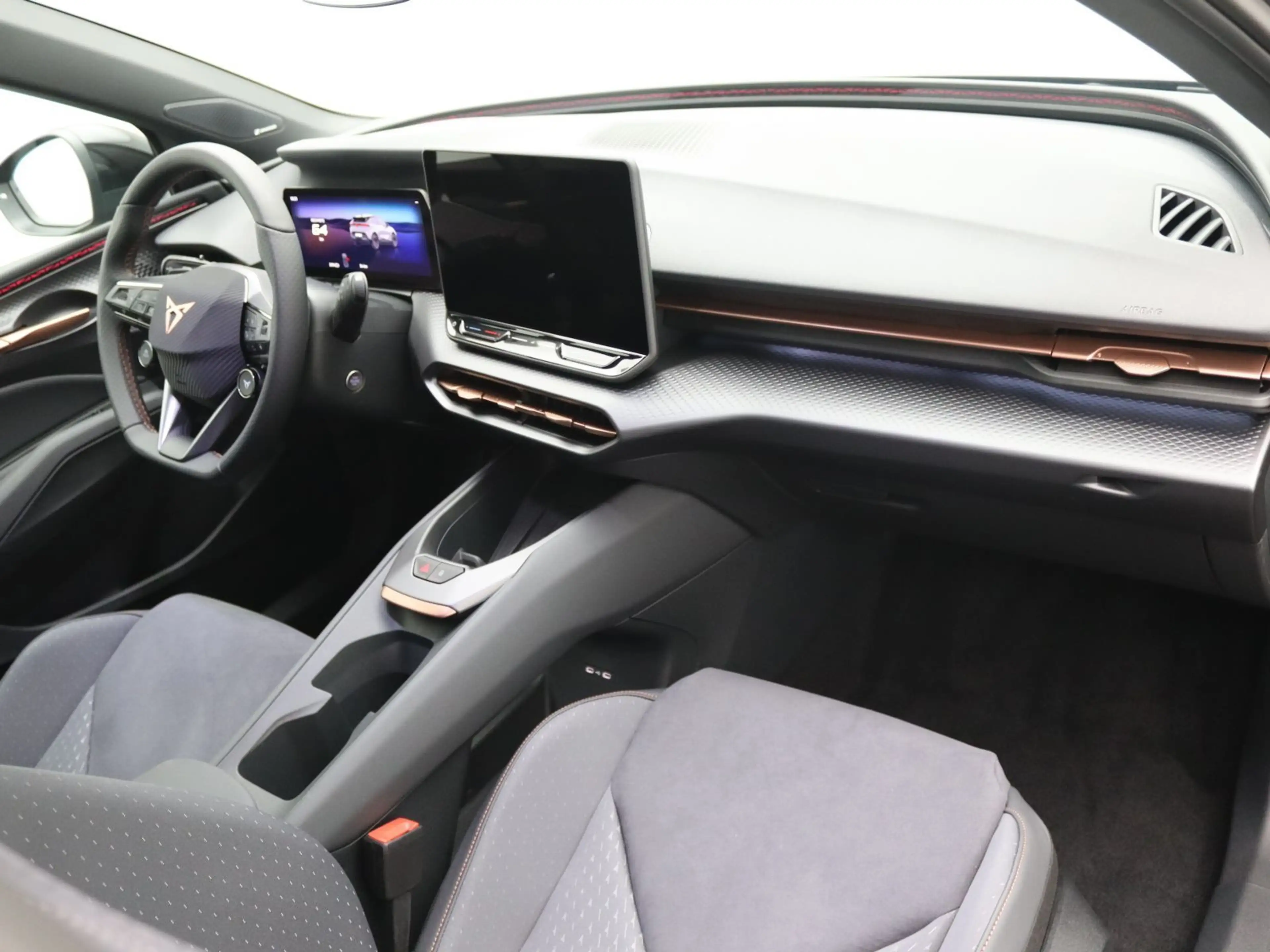 CUPRA Raval Endurance Edition Dynamic Plus Plasma — photo 9