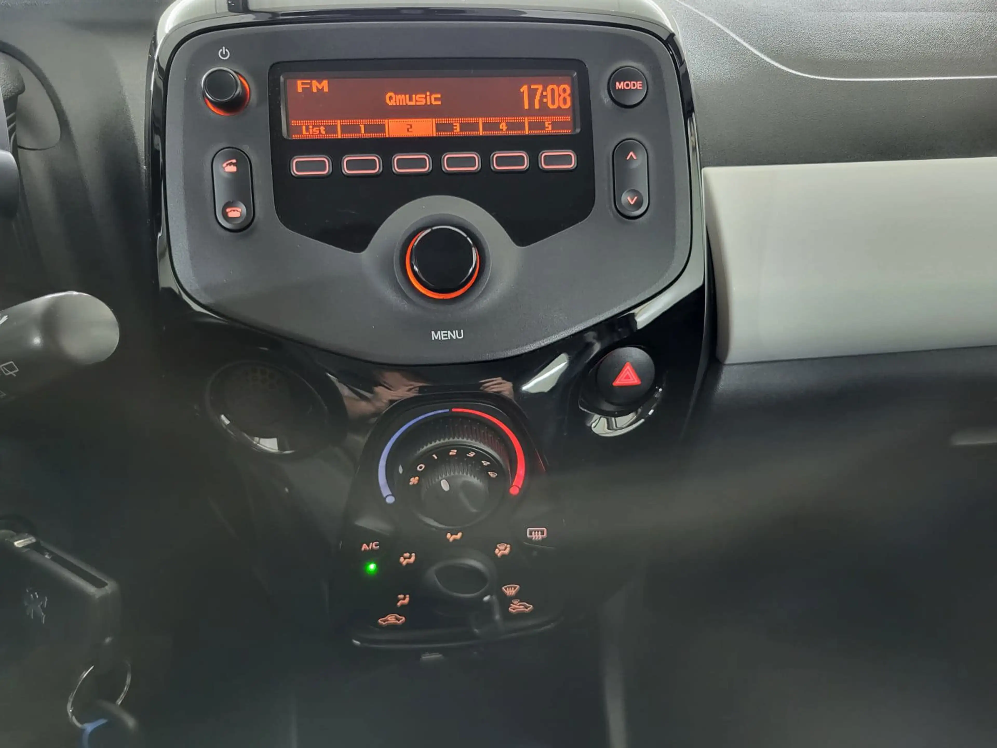 Peugeot 108 1.0 e-VTi Envy, Airco, Sportvelgen, Leuke uitvoeri — photo 12