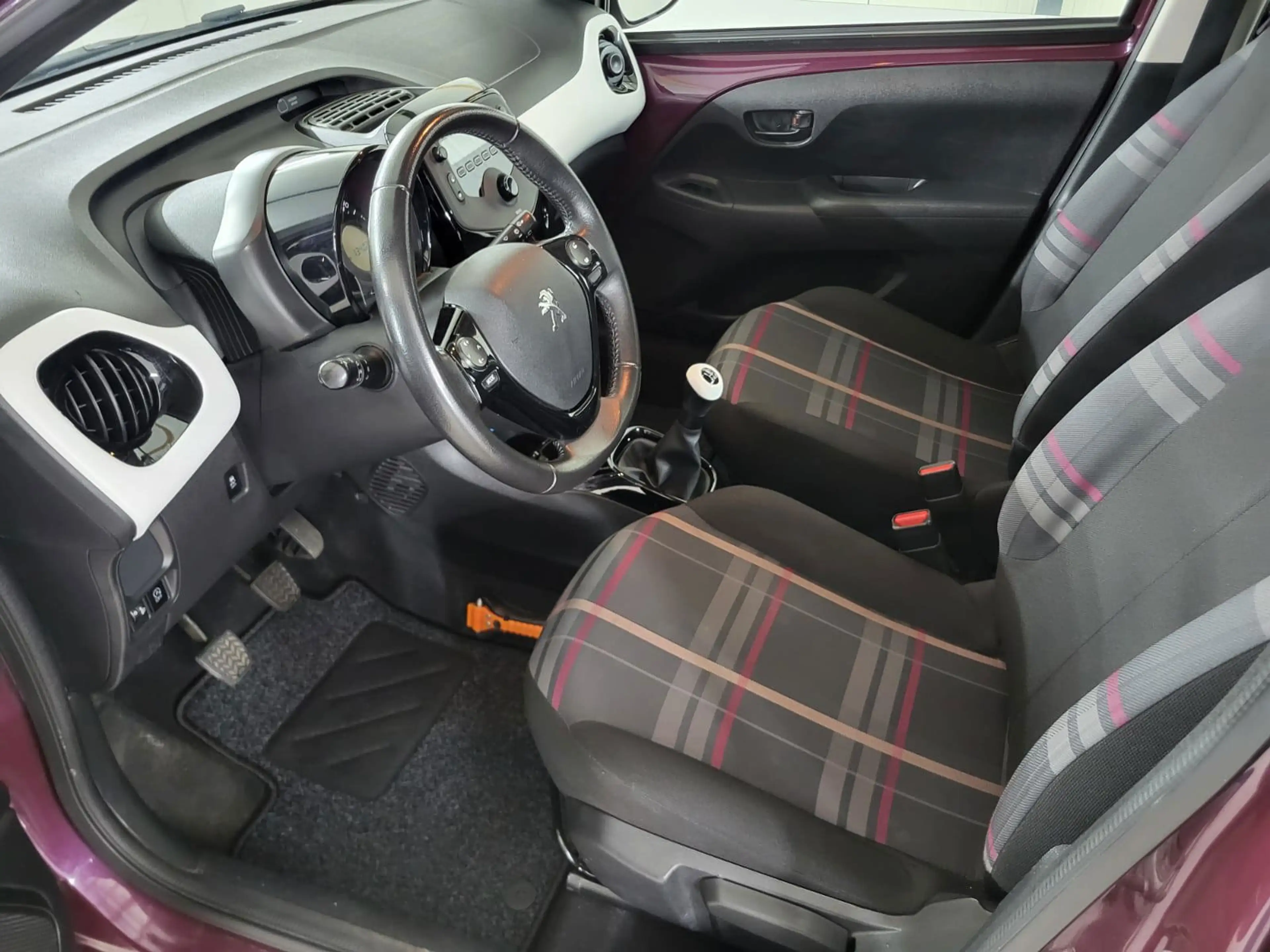 Peugeot 108 1.0 e-VTi Envy, Airco, Sportvelgen, Leuke uitvoeri — photo 8