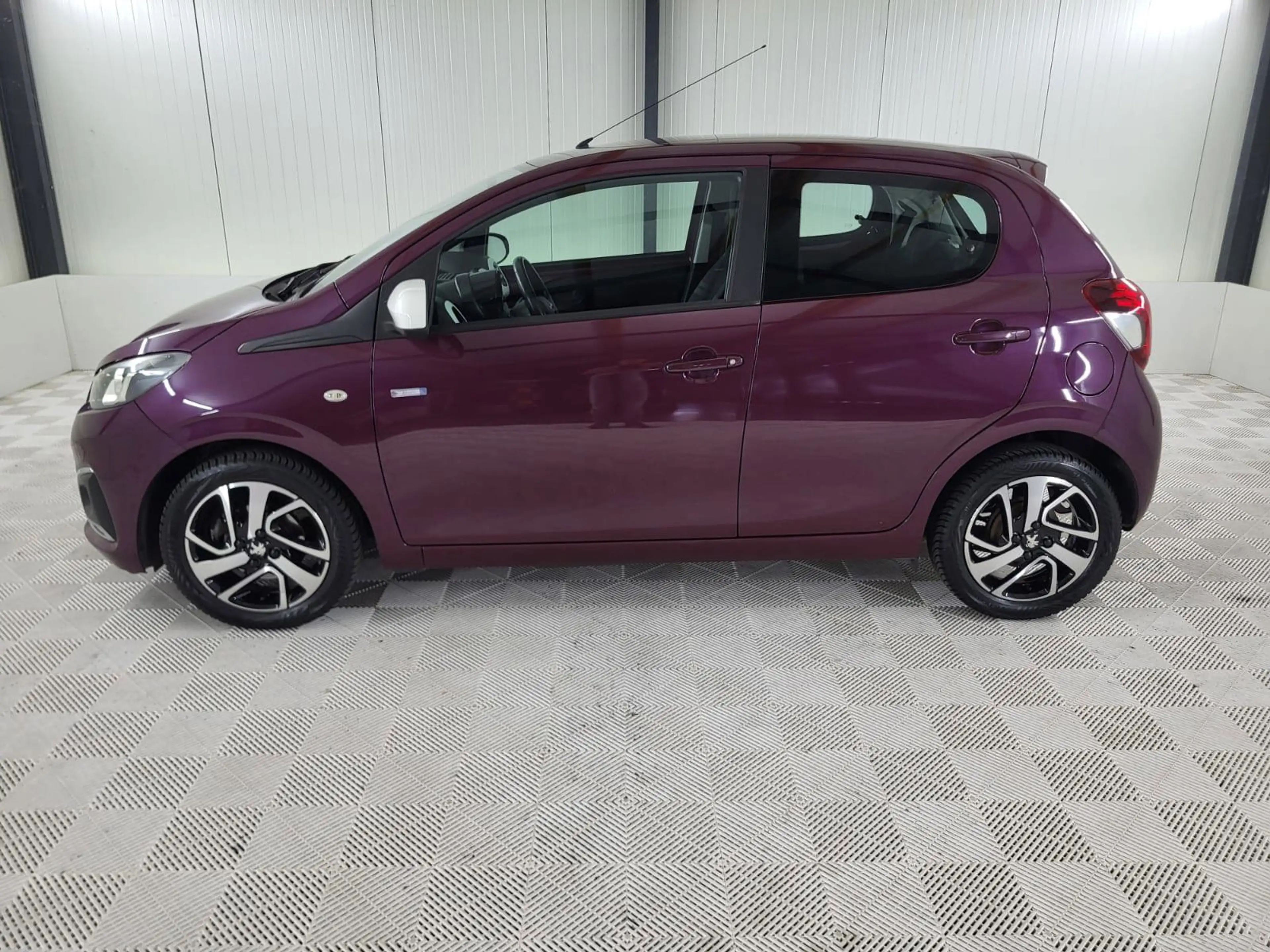 Peugeot 108 1.0 e-VTi Envy, Airco, Sportvelgen, Leuke uitvoeri — photo 3