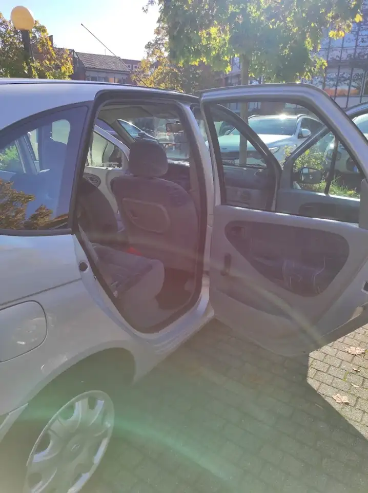 Renault Scenic 1.6 16V RT, foto 7