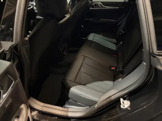 BMW 4 Series view 12